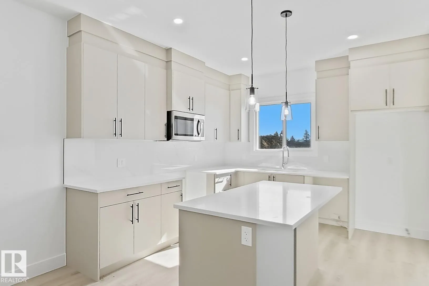 4215 63 ST