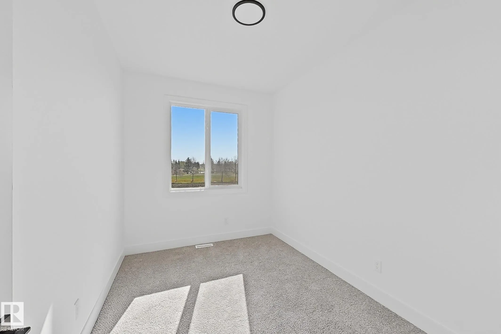 4215 63 ST