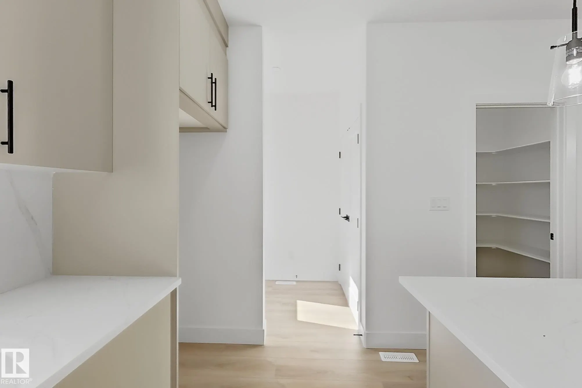 4215 63 ST