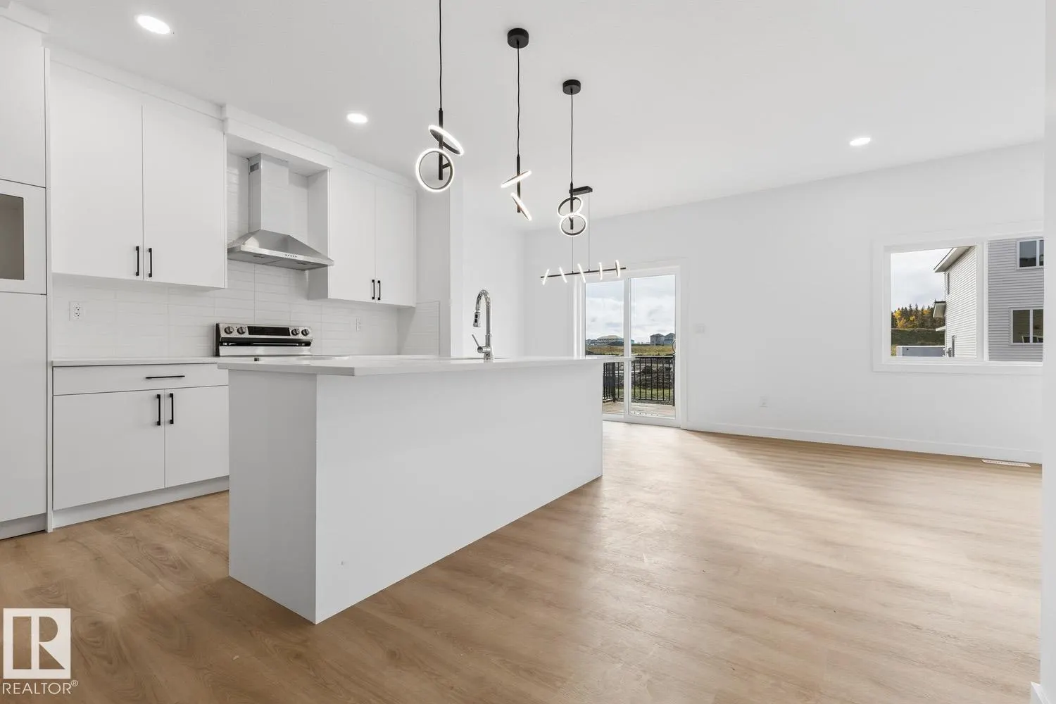 41 CALEDON Crescent