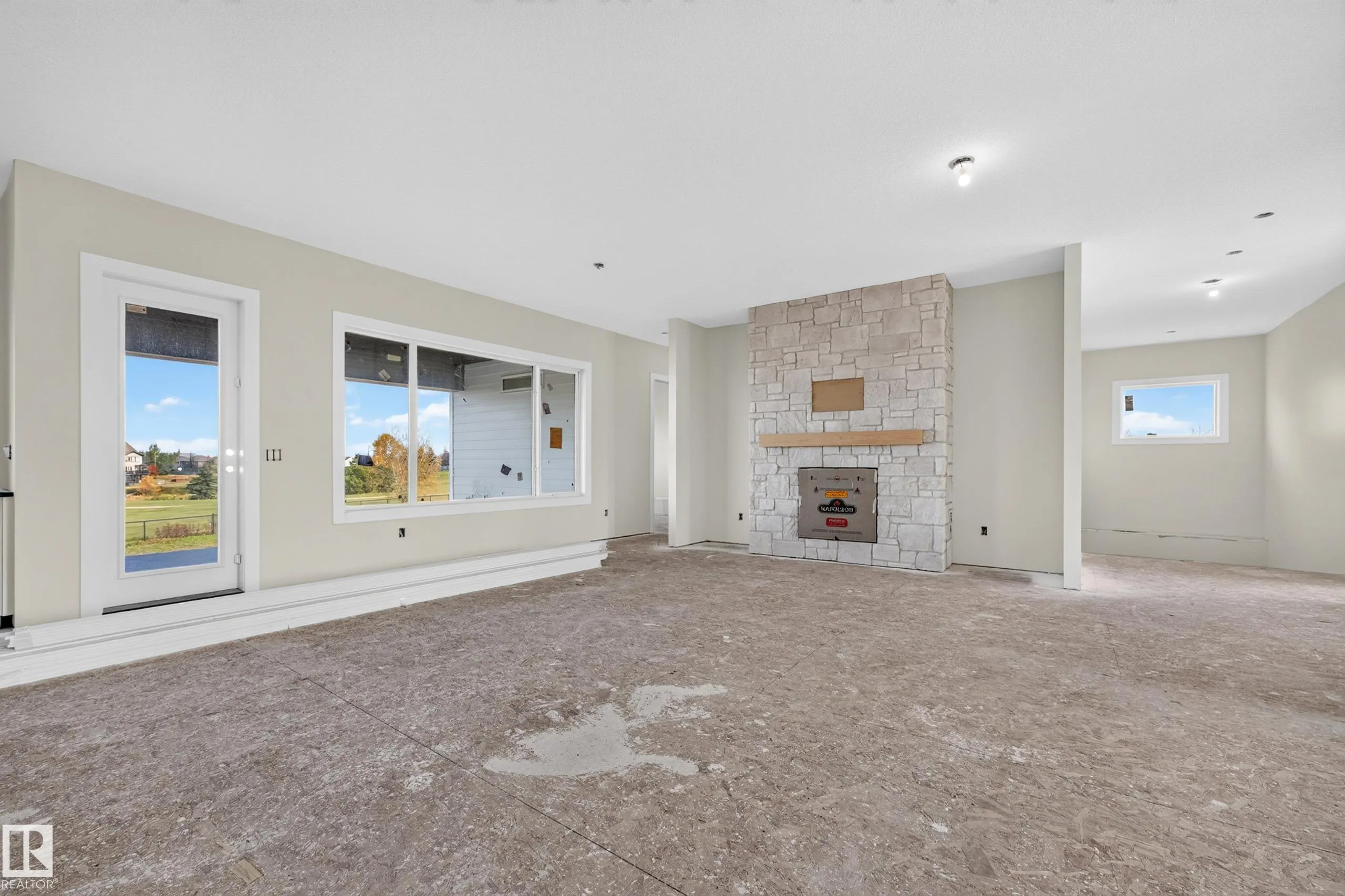 1050 GENESIS LAKE Boulevard