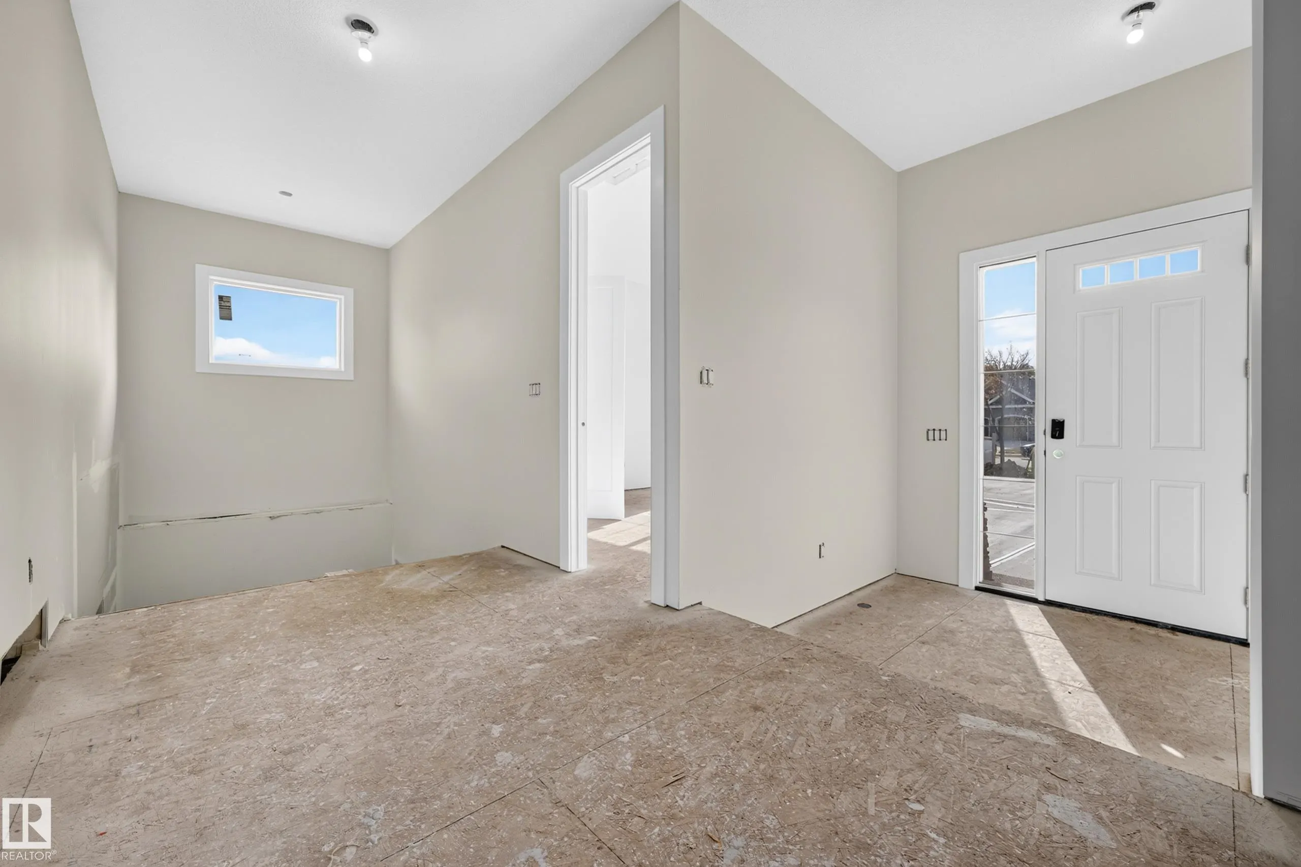 1050 GENESIS LAKE Boulevard