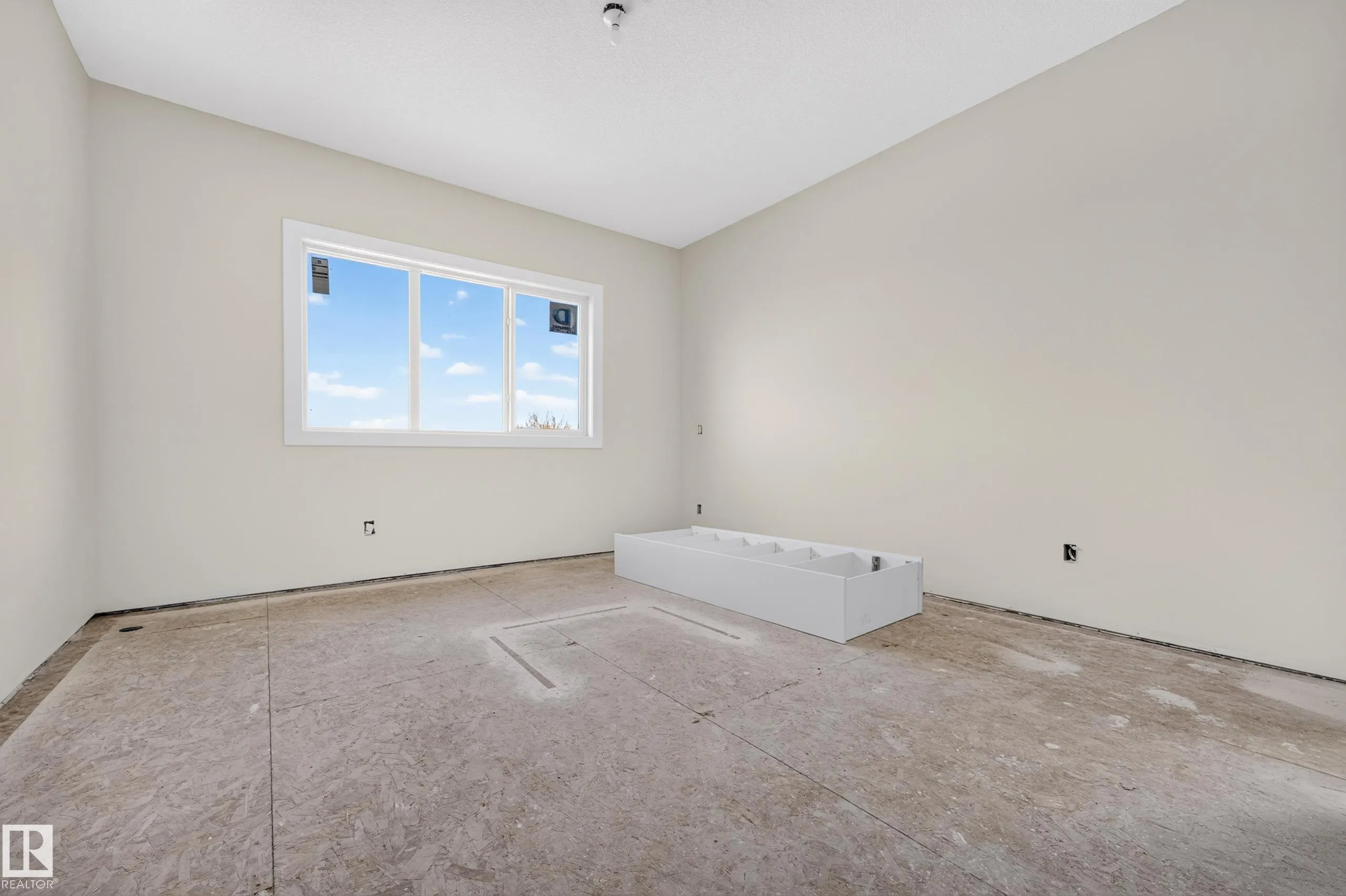 1050 GENESIS LAKE Boulevard