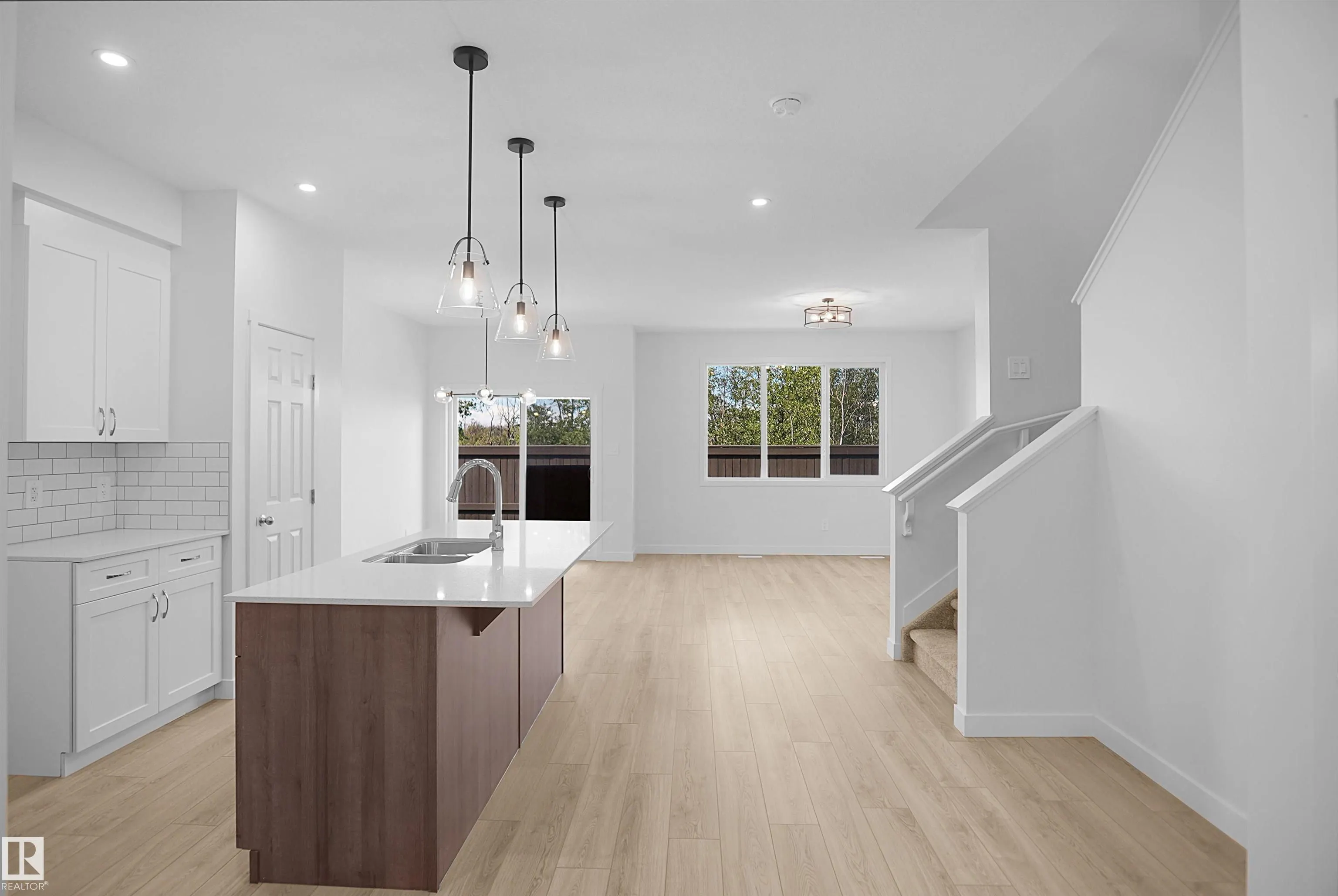 72 Legacy Way