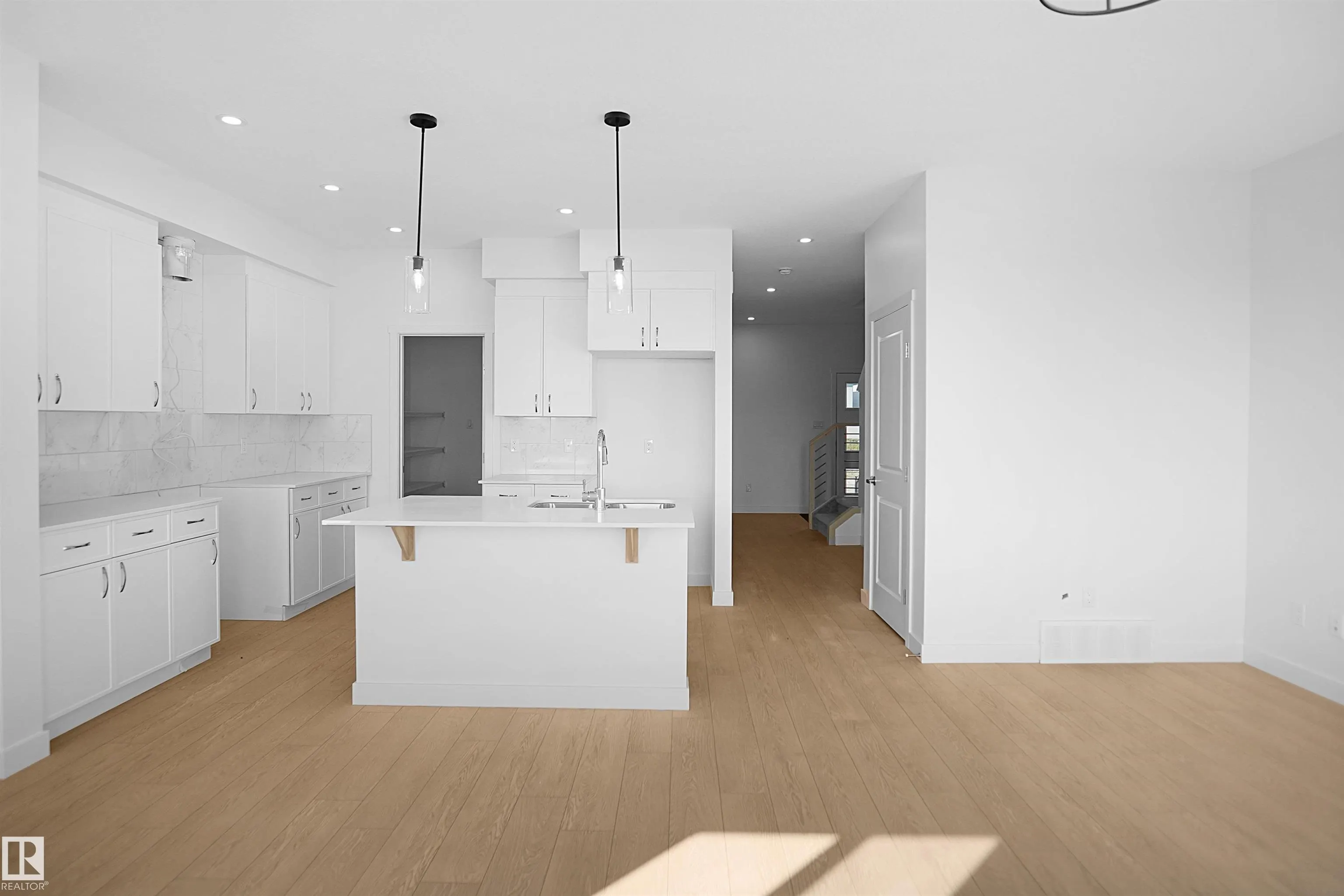 76 Legacy Way