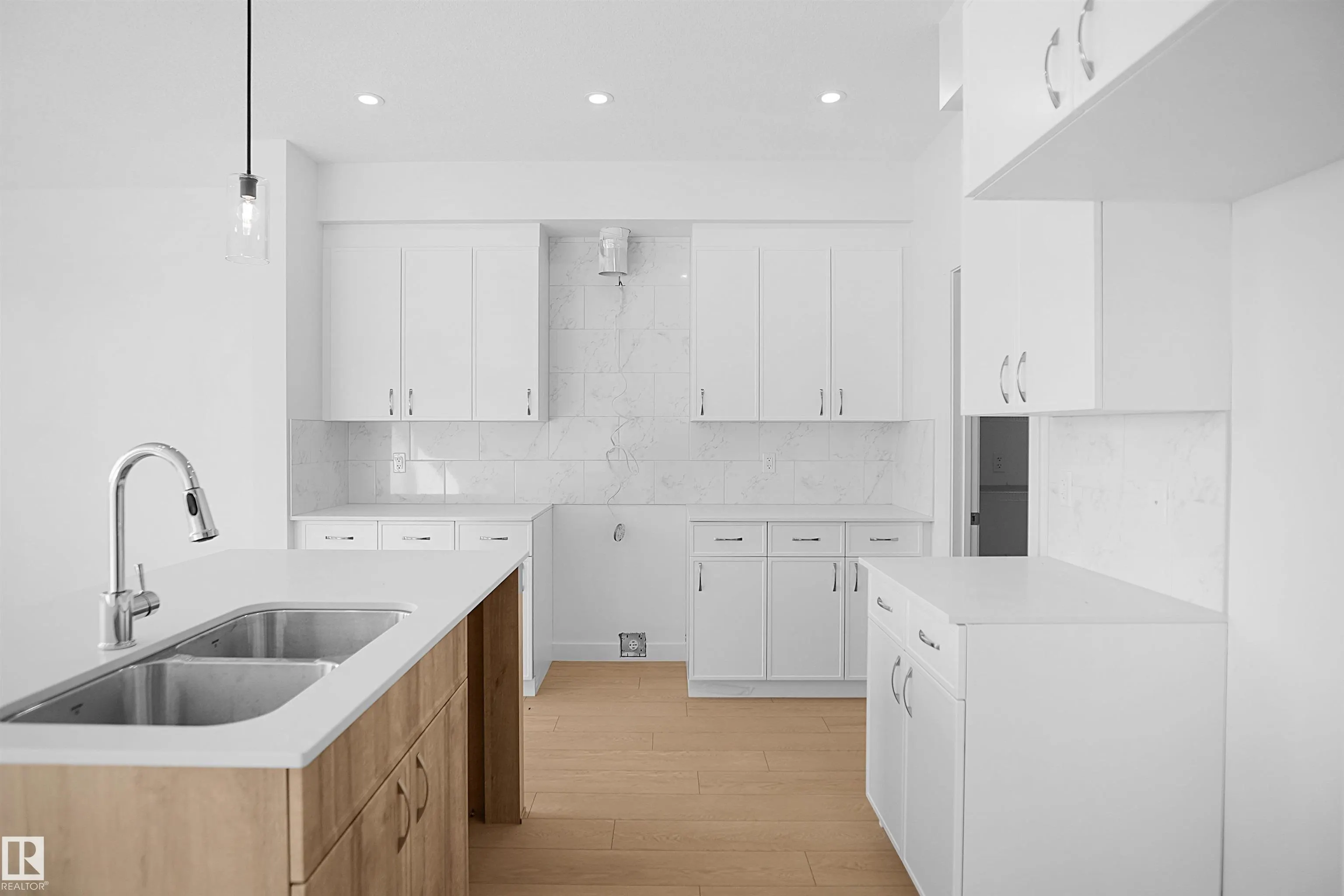 76 Legacy Way