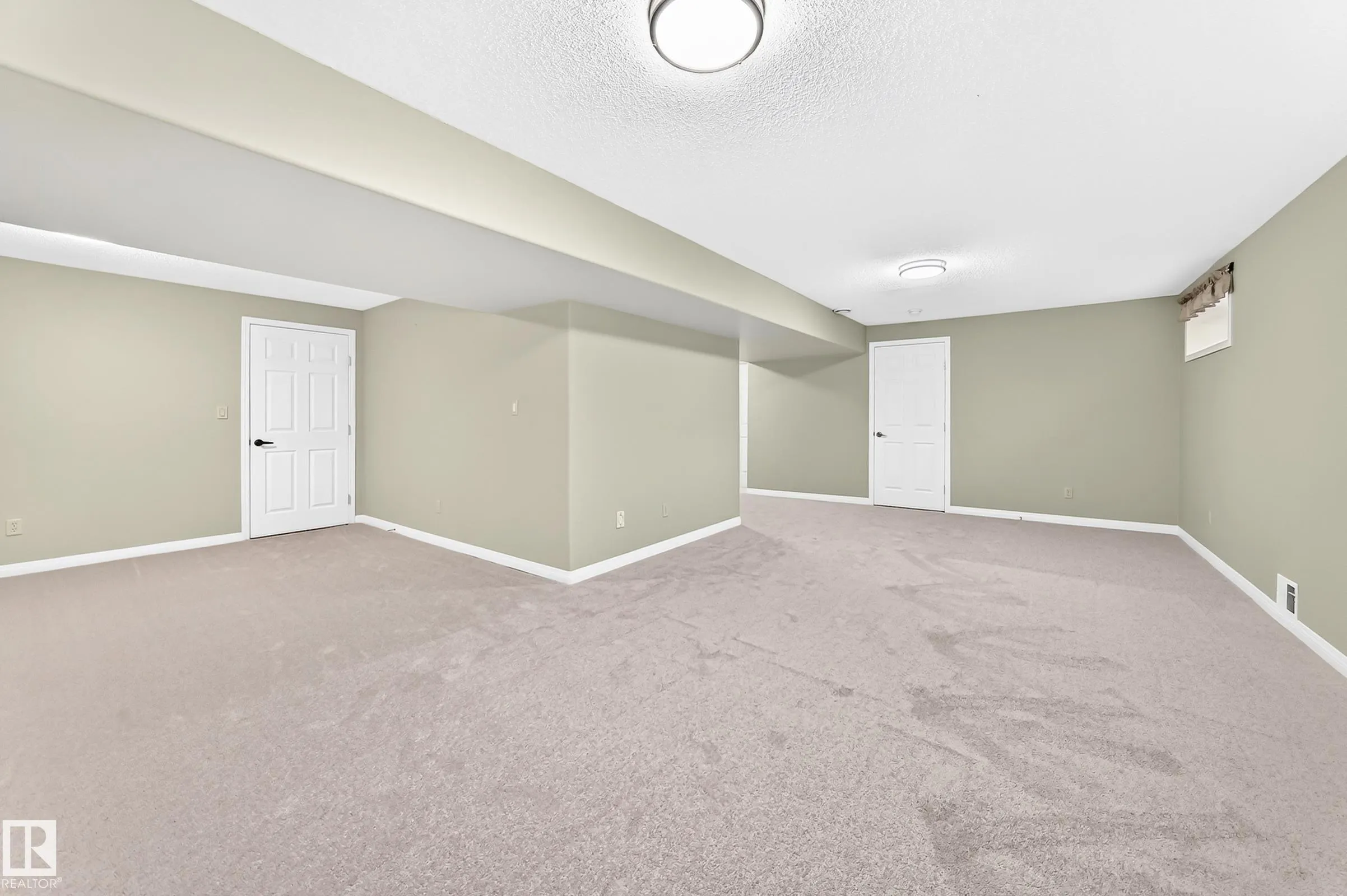 1850 MILL WOODS Road