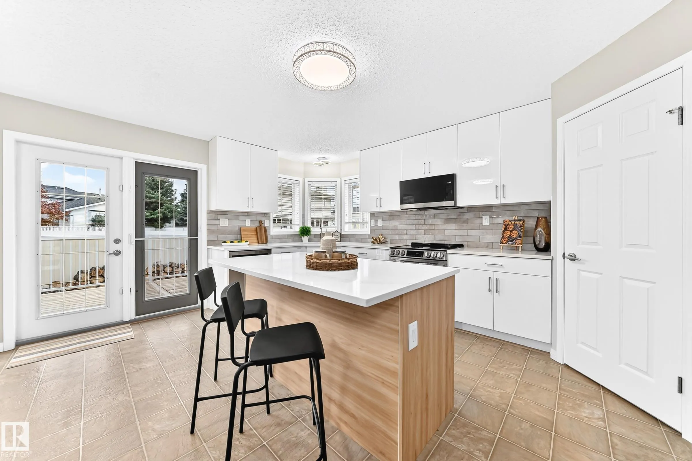 1850 MILL WOODS Road