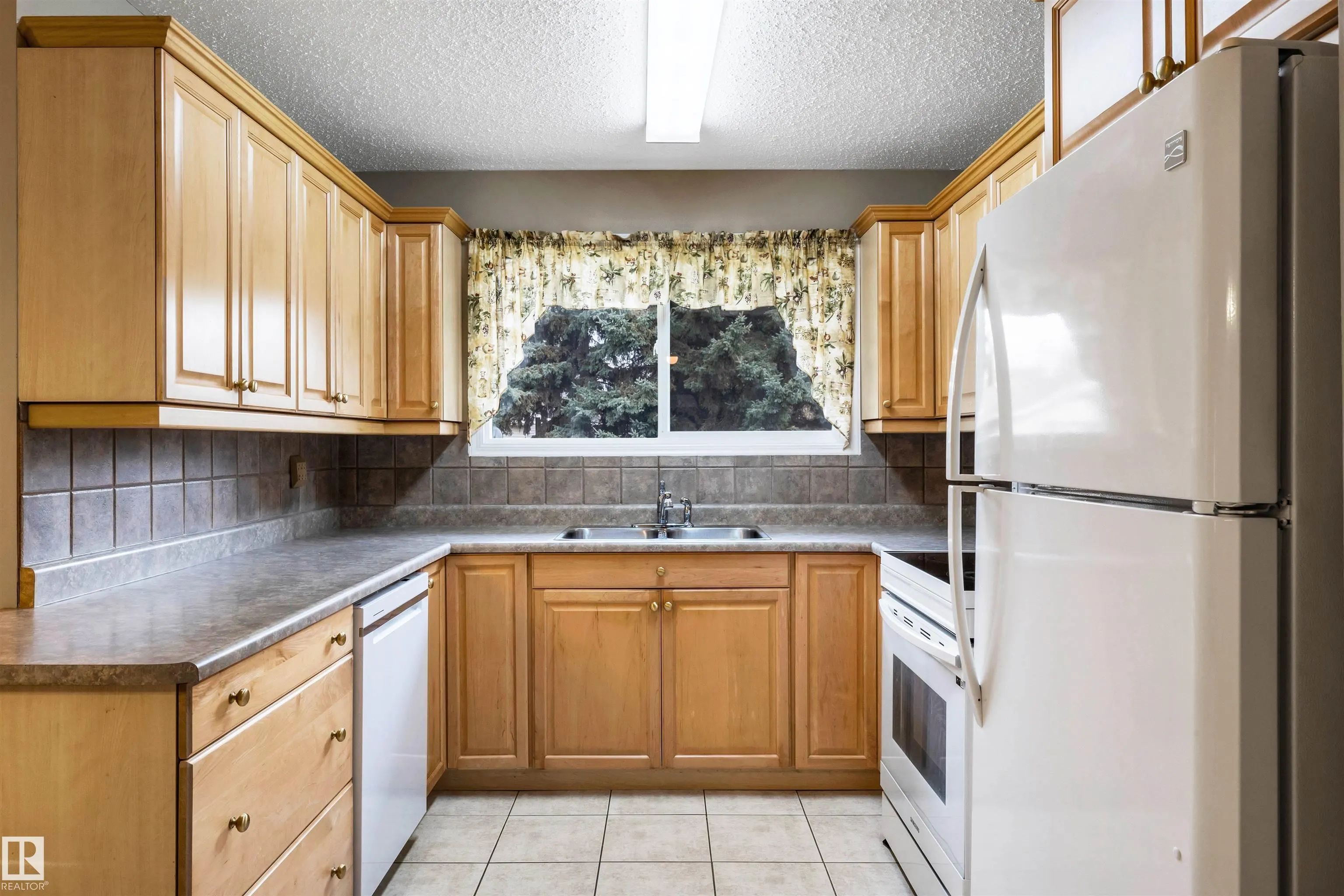 25 Attwood Drive