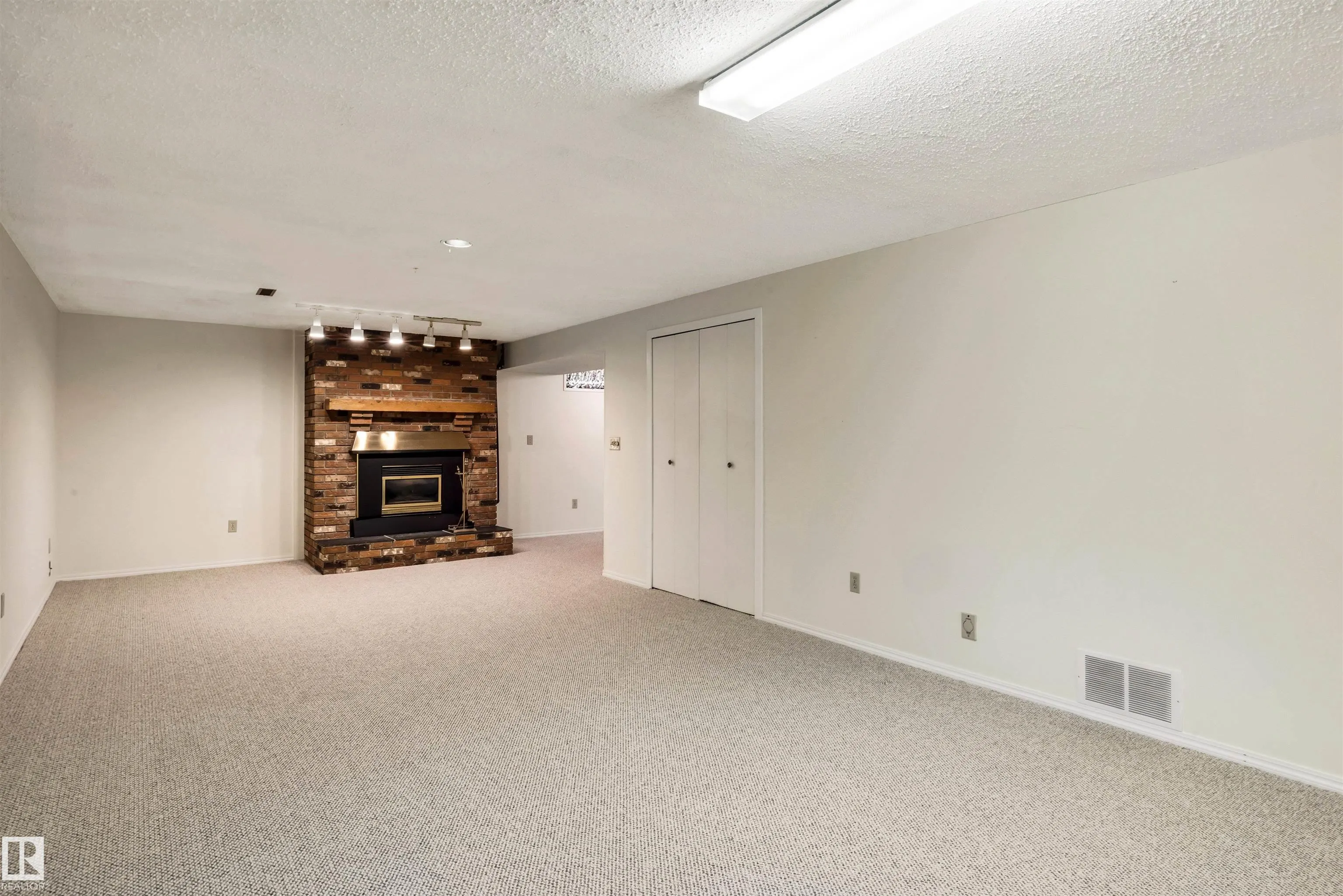 25 Attwood Drive