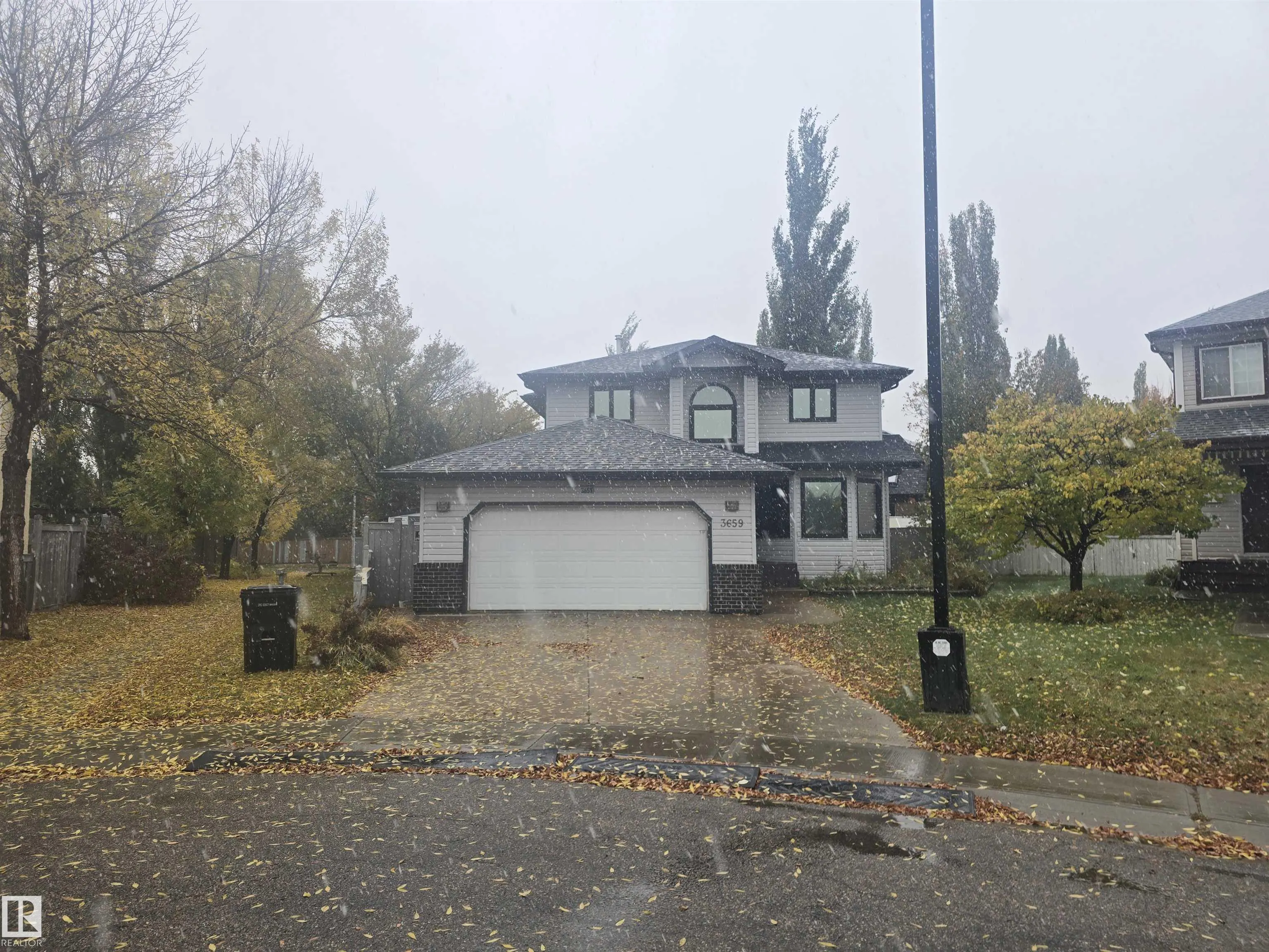 3659 30 Street