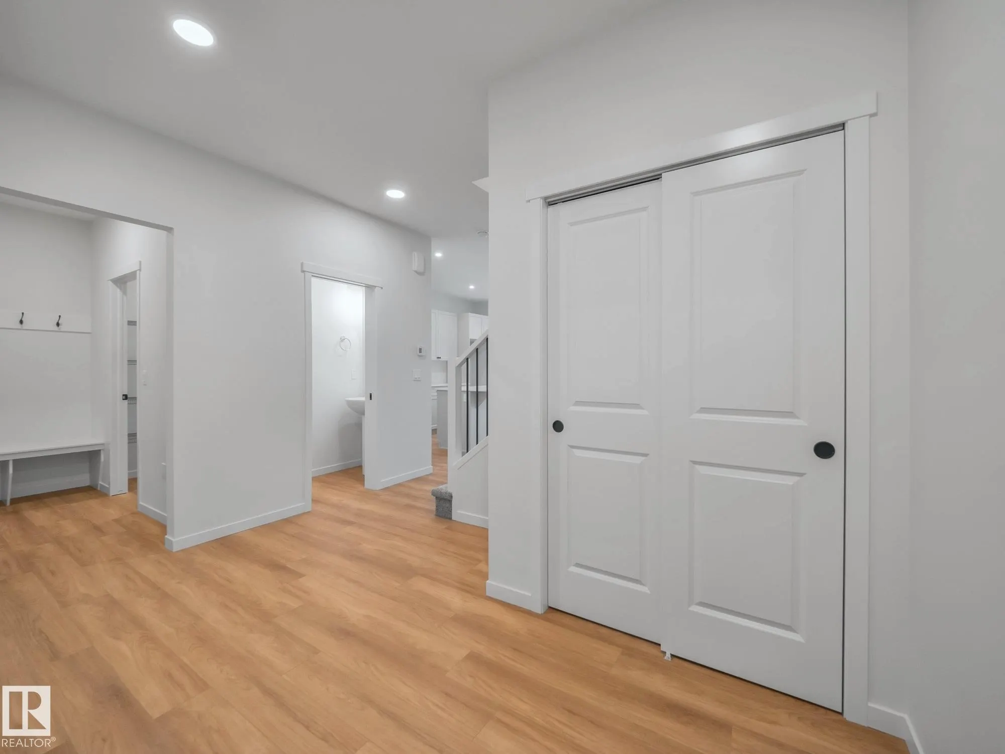 20735 24 Avenue