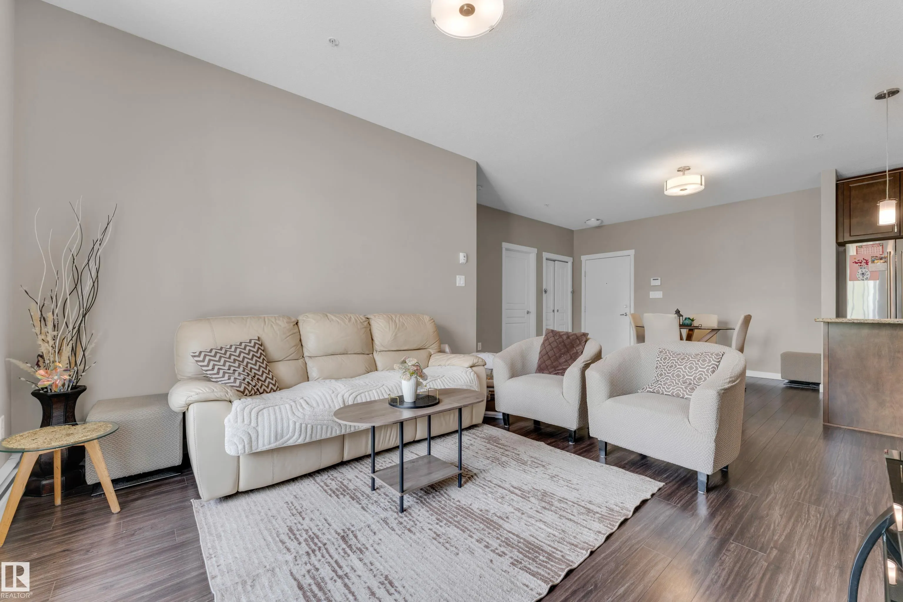 812 WELSH DRIVE