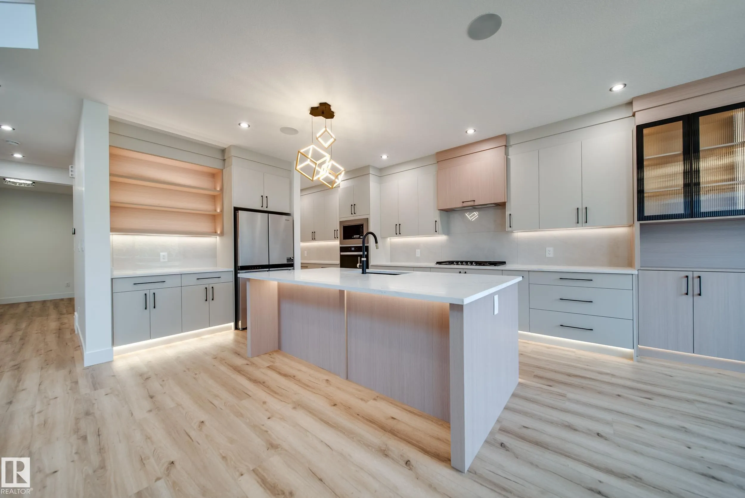3142 Magpie Way