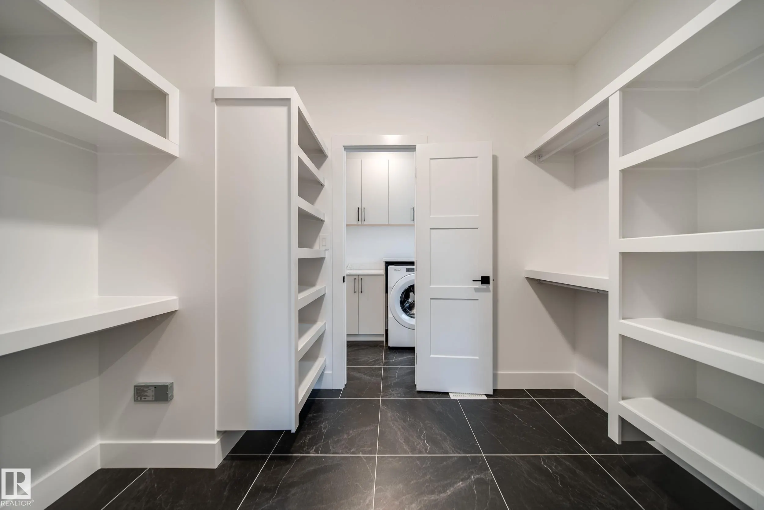 3142 Magpie Way