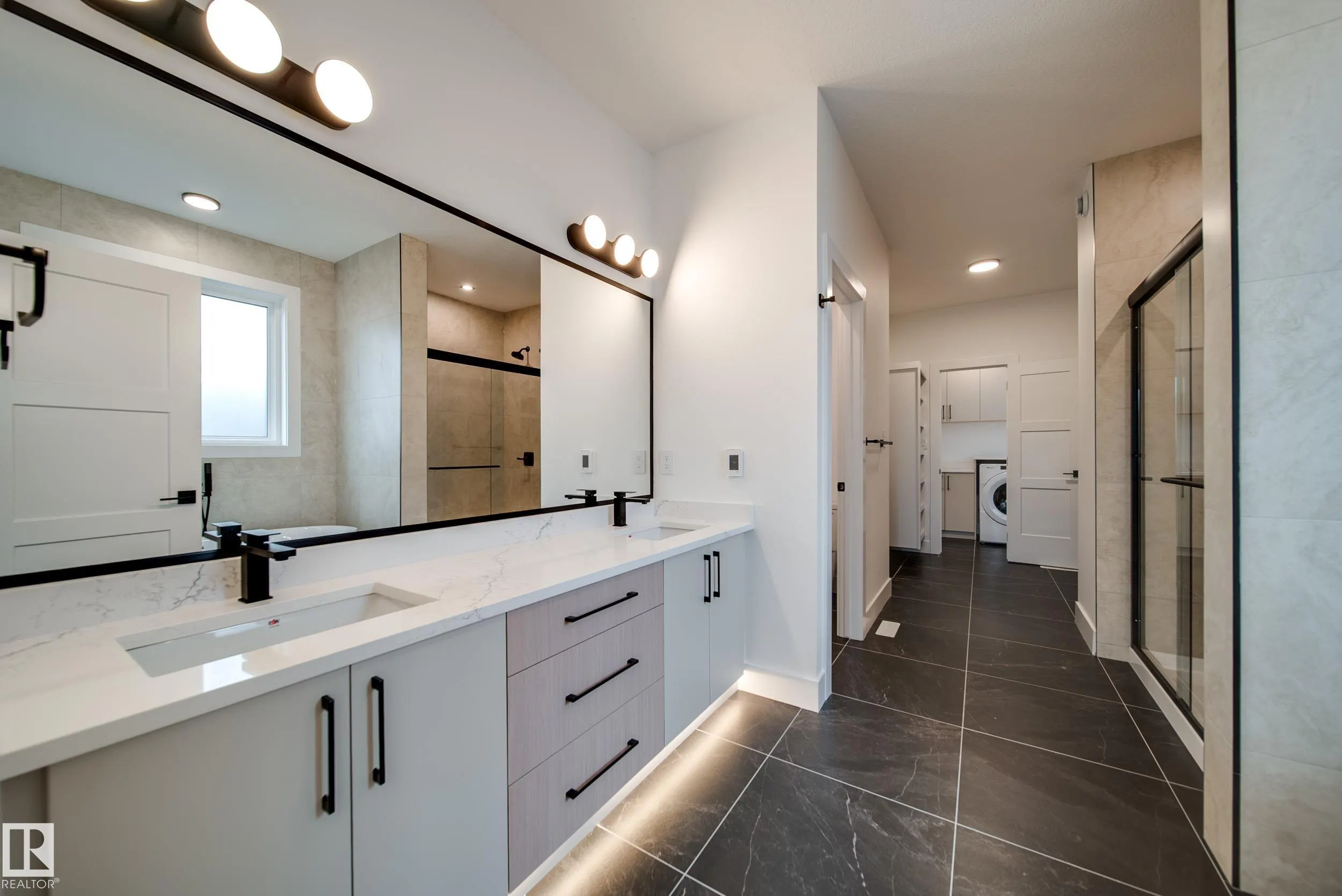 3142 Magpie Way