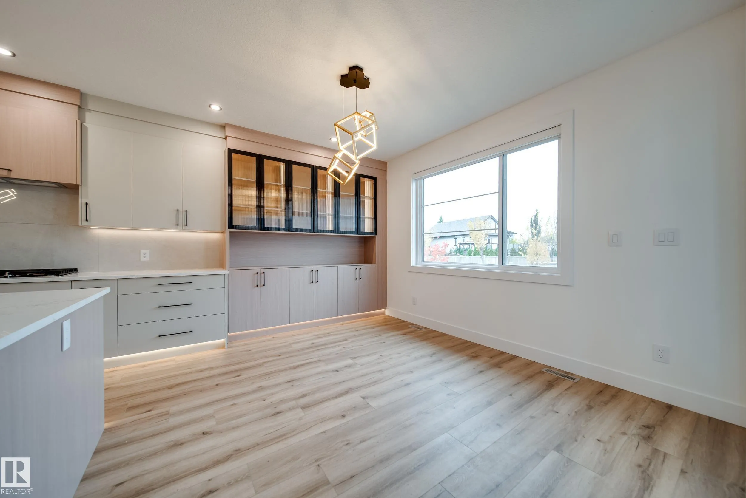 3142 Magpie Way