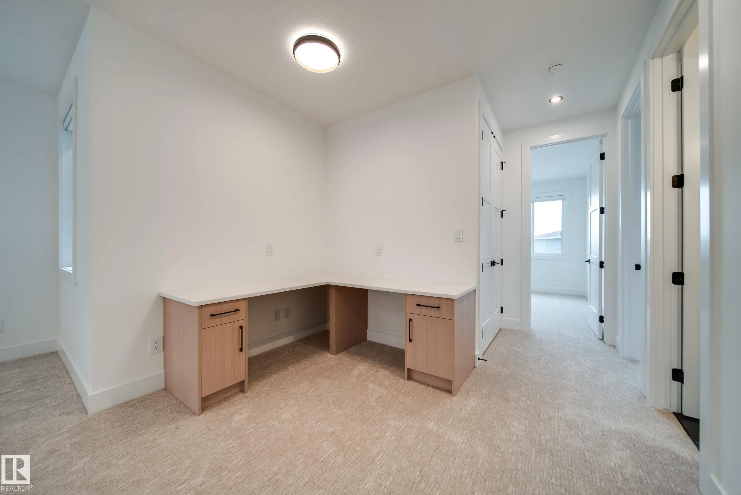 3142 Magpie Way