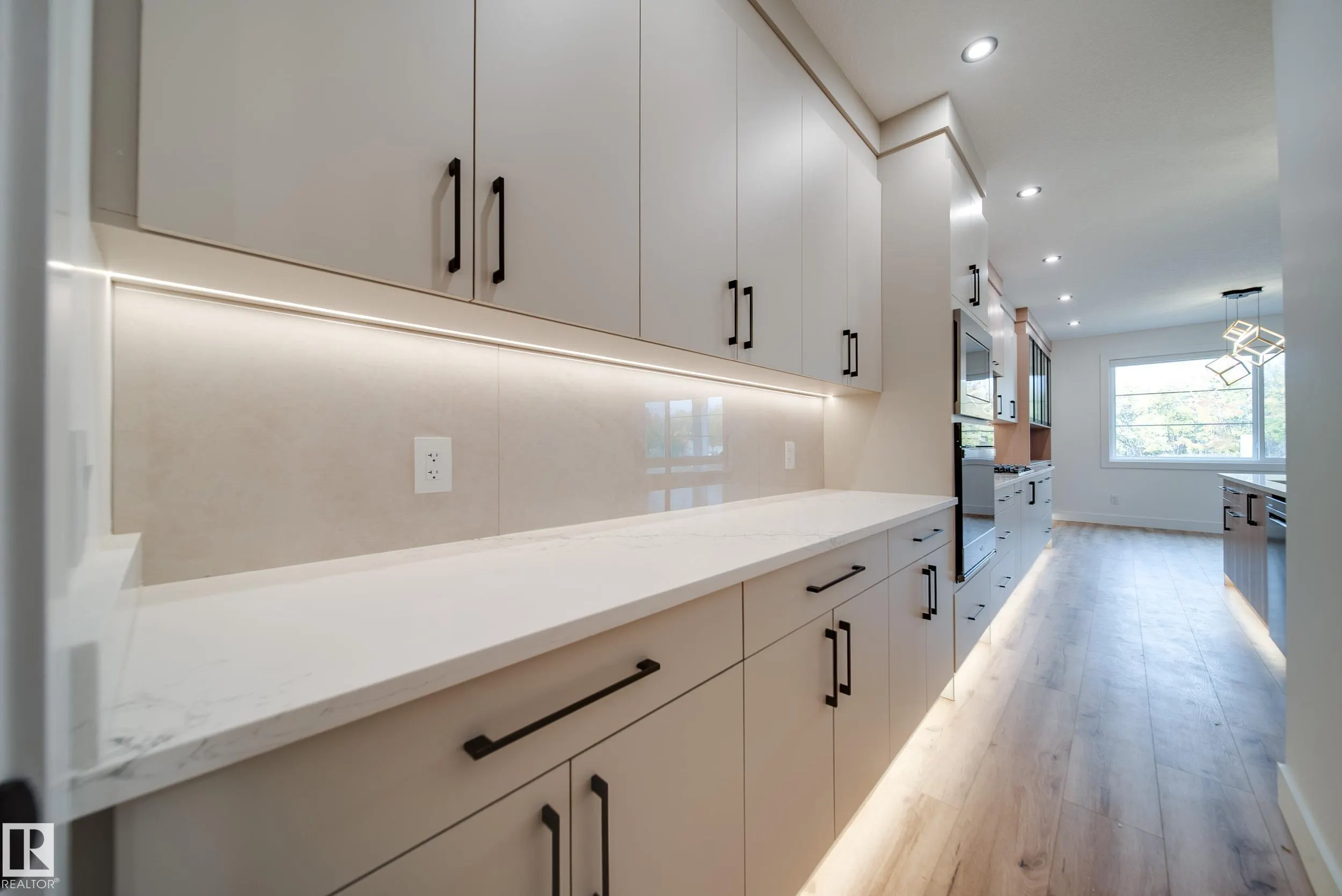 3142 Magpie Way