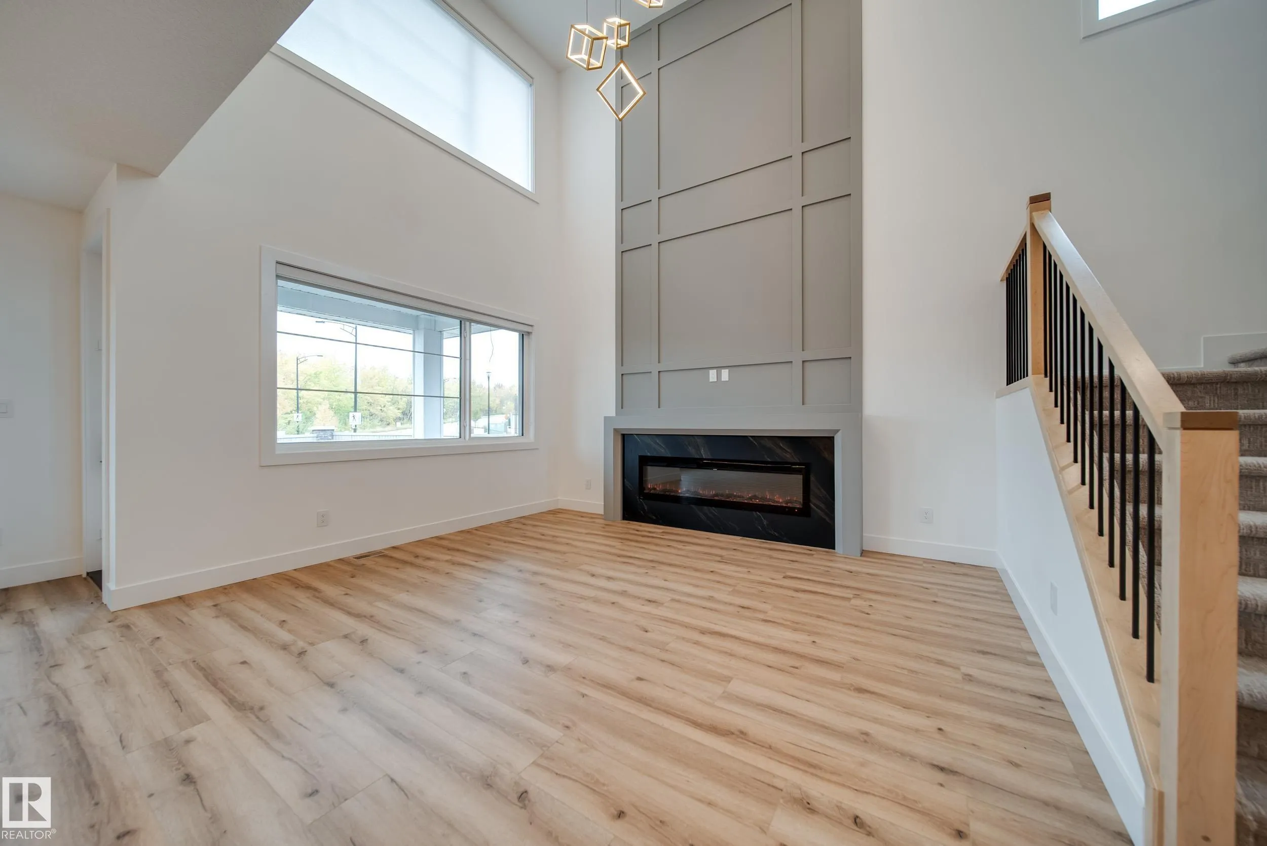 3142 Magpie Way