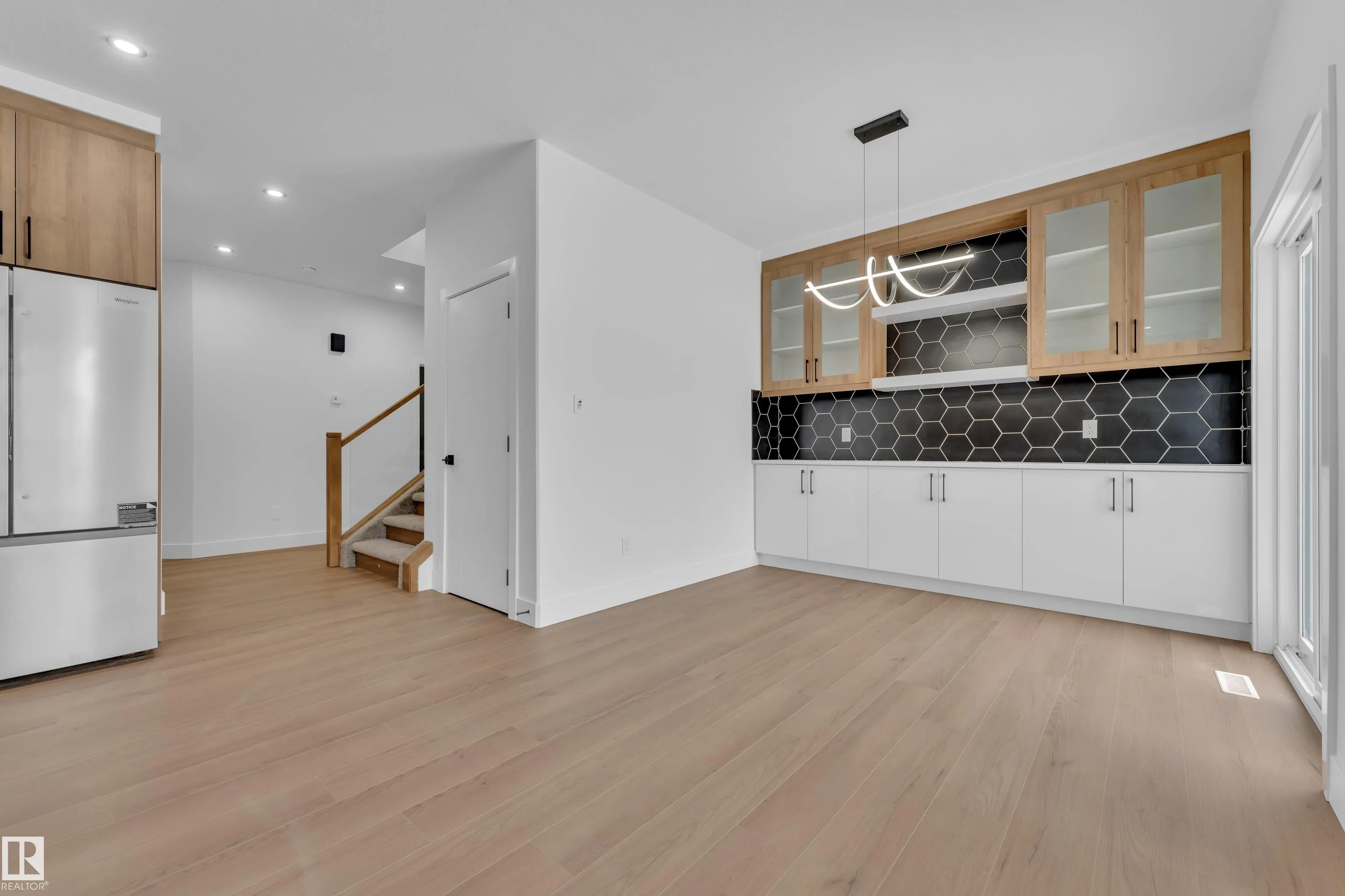 211 BASIN Court
