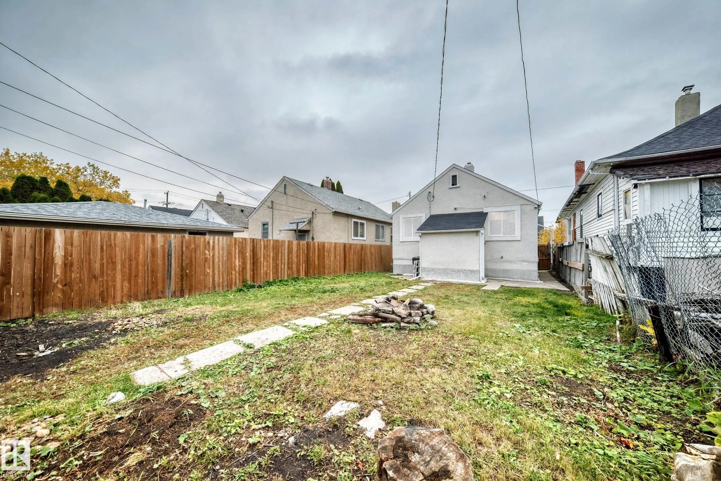 11014 95 Street