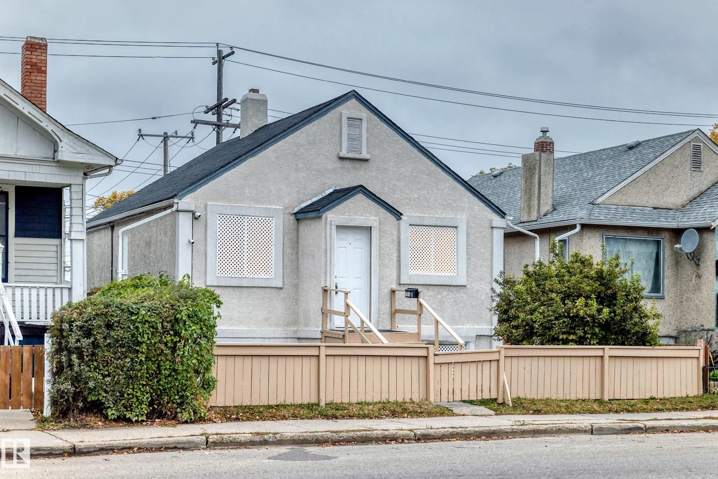 11014 95 Street