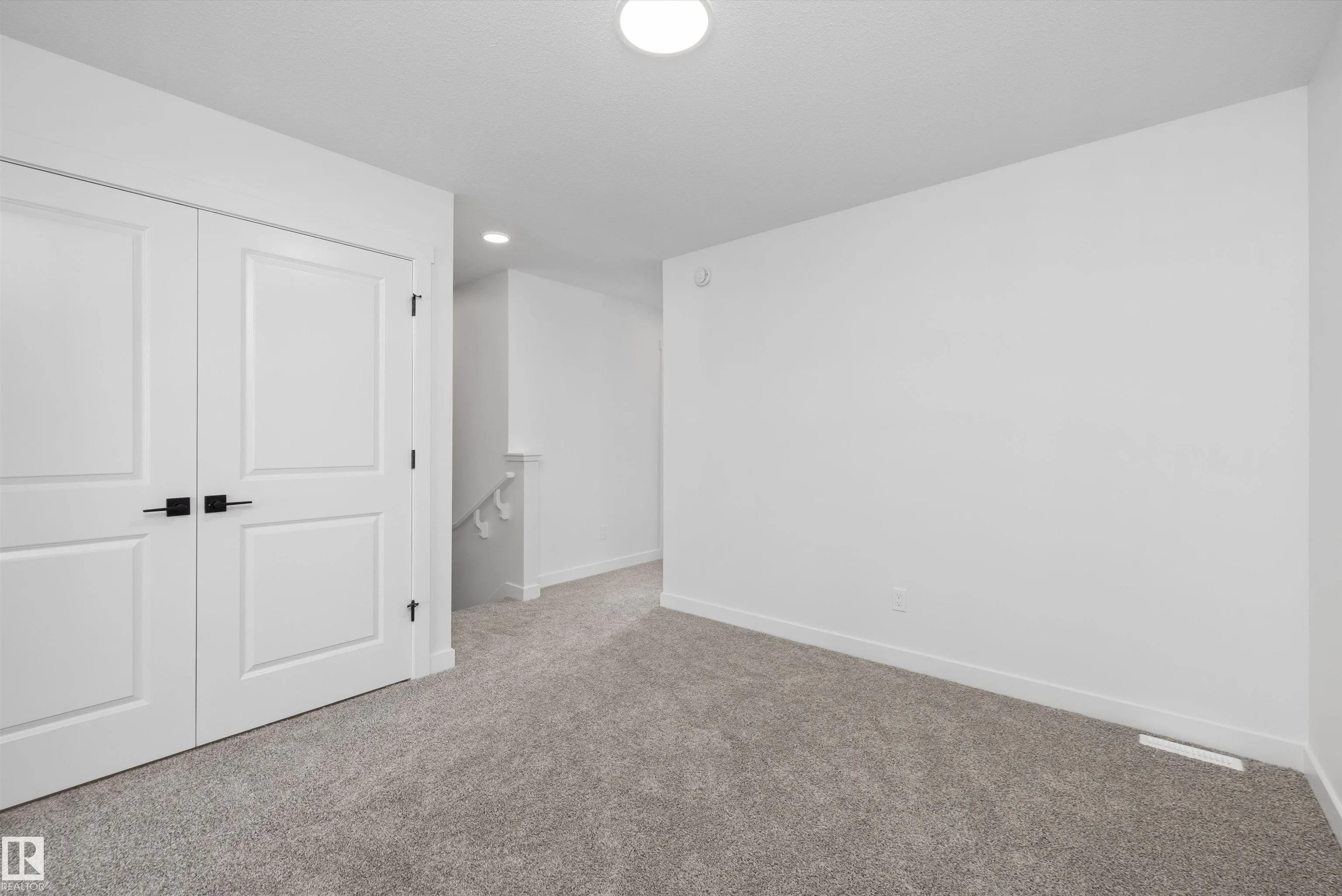 17544 63 Street