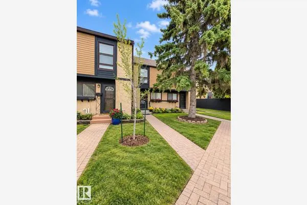 12034 25 Ave