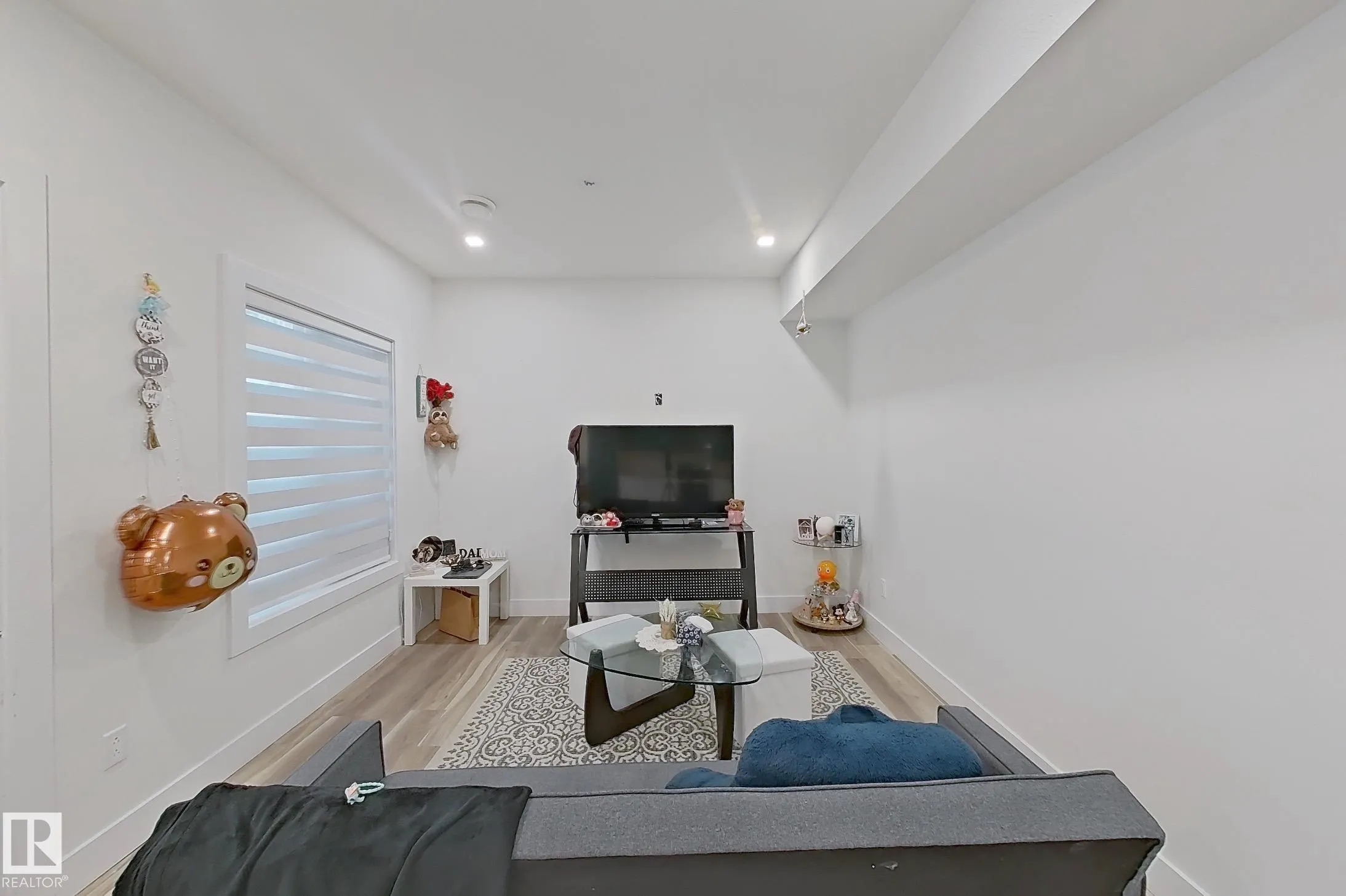 1210 PEREGRINE Terrace