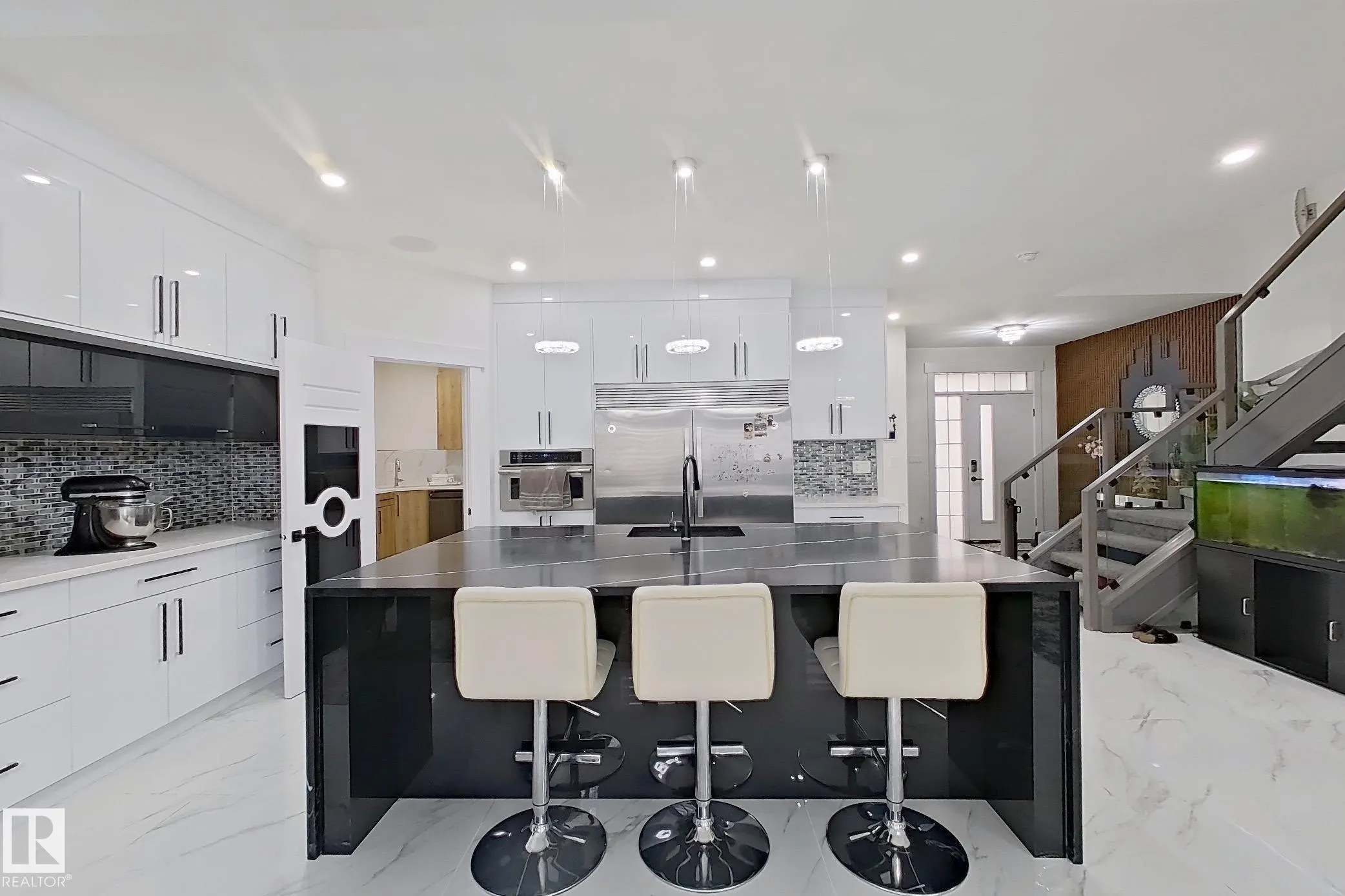 1210 PEREGRINE Terrace
