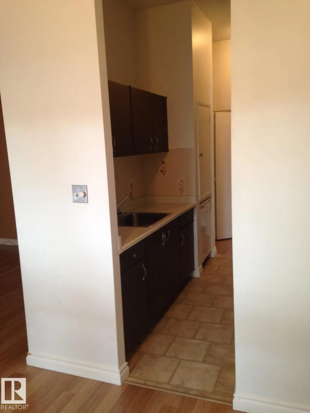 10140 120 Street