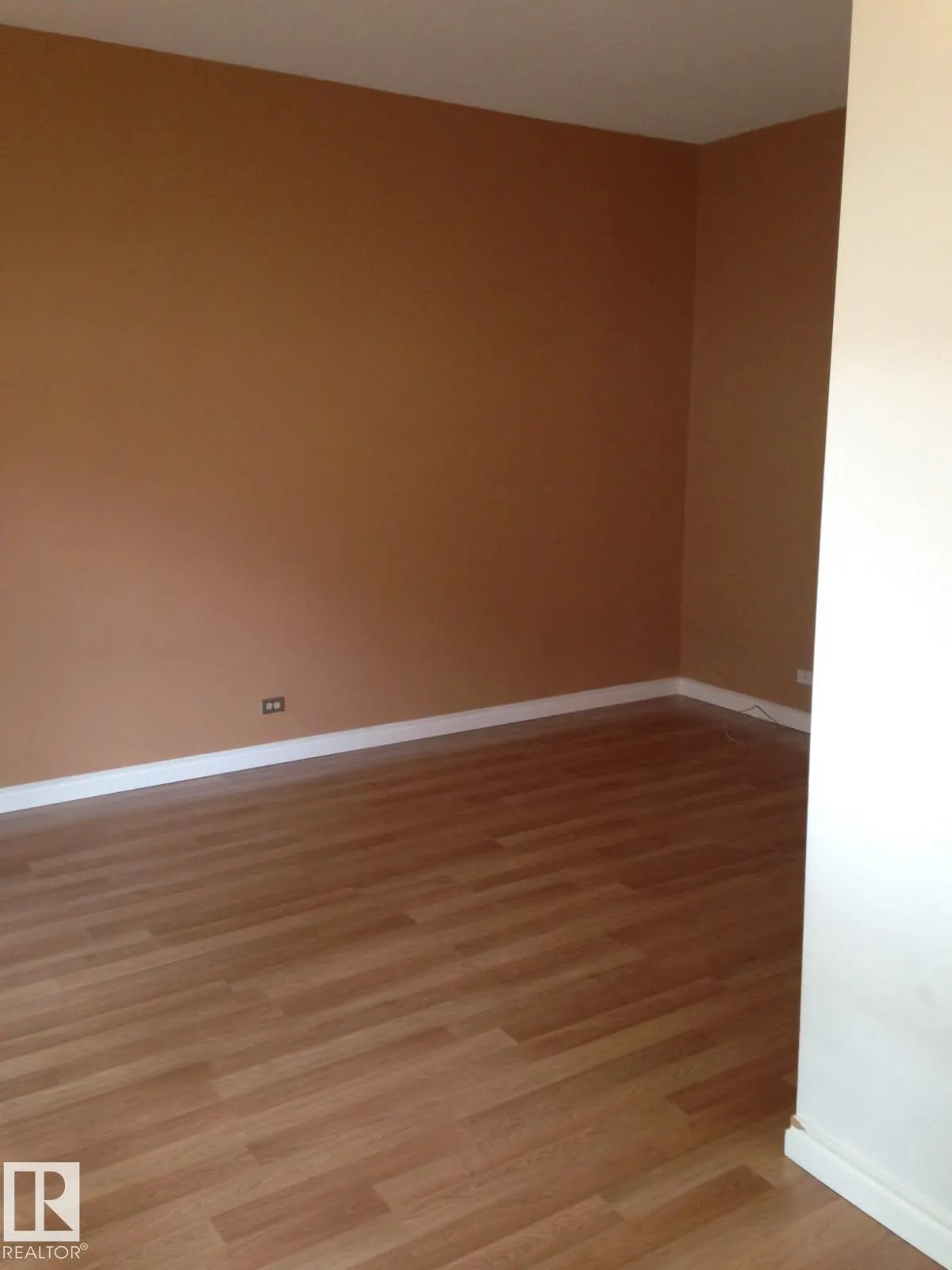 10140 120 Street