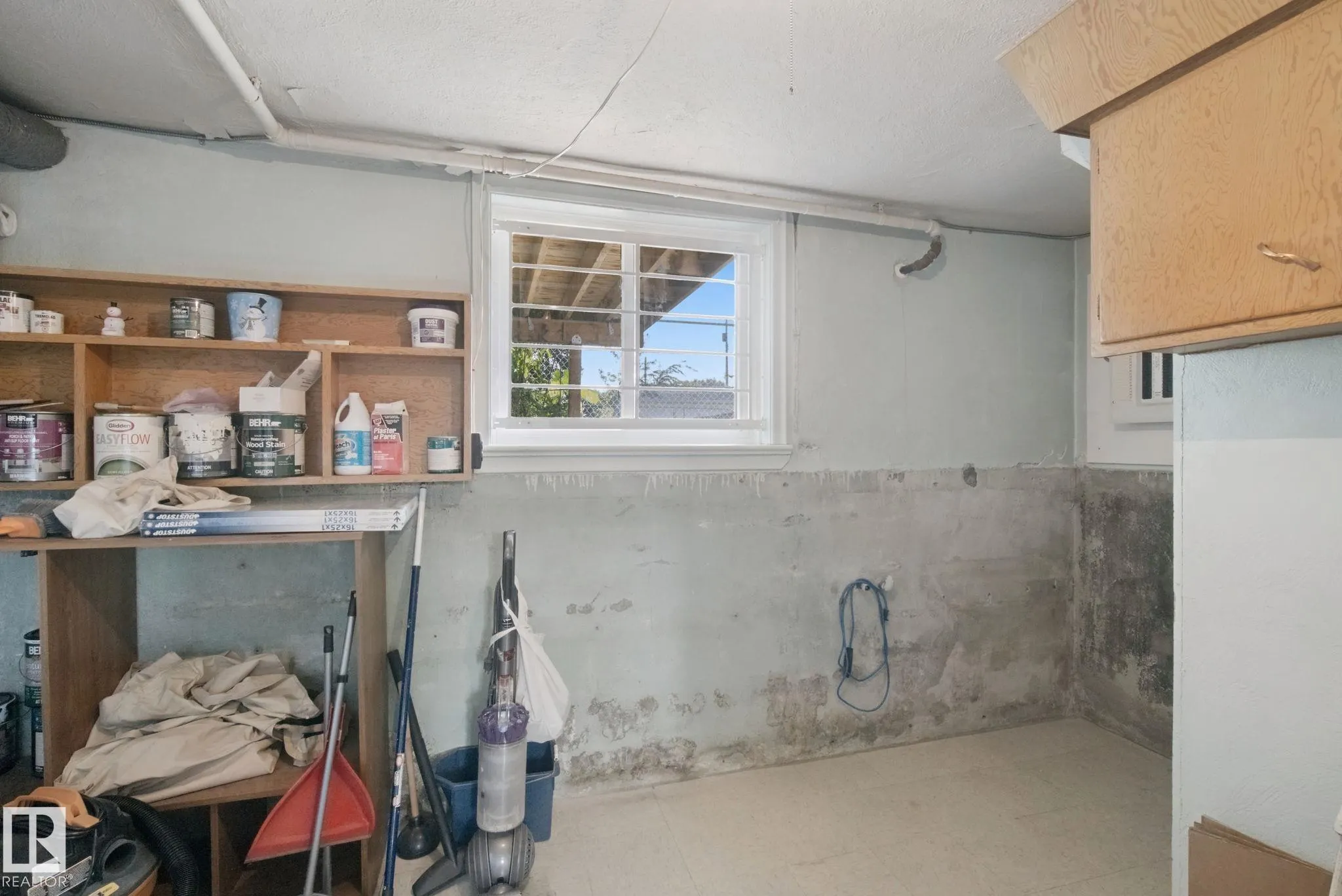 11946 70 Street