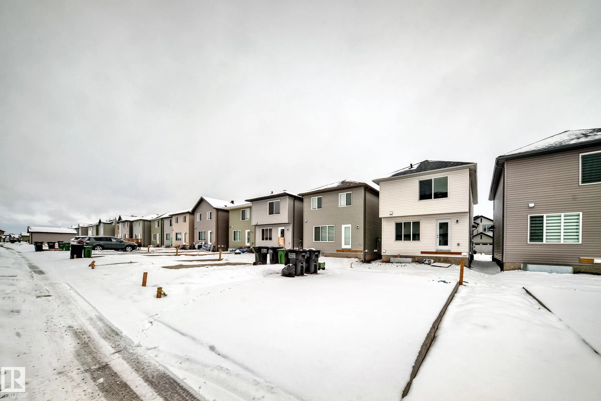4611 177ave