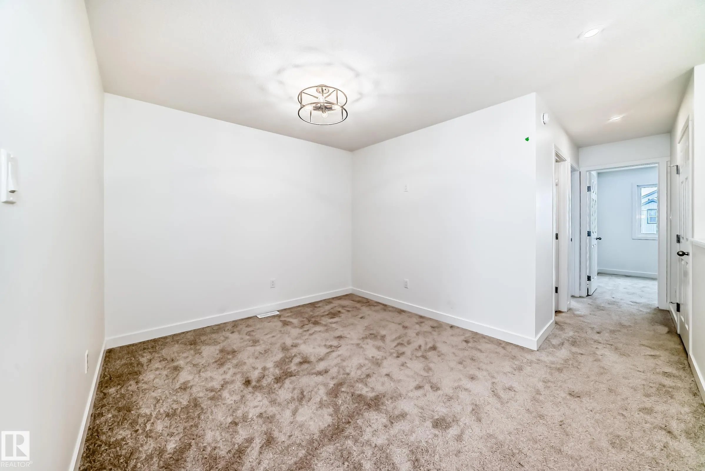 4611 177ave