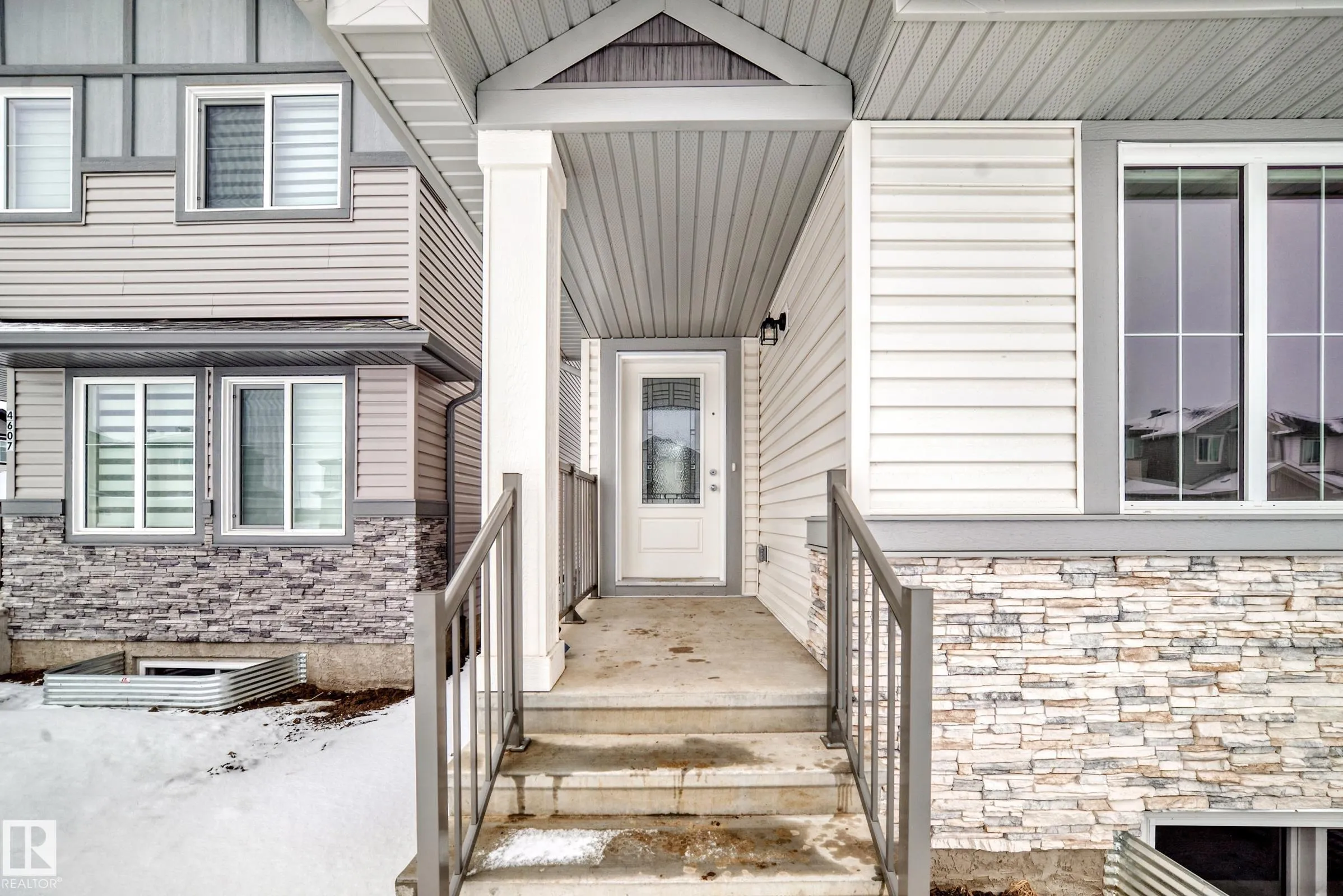 4611 177ave
