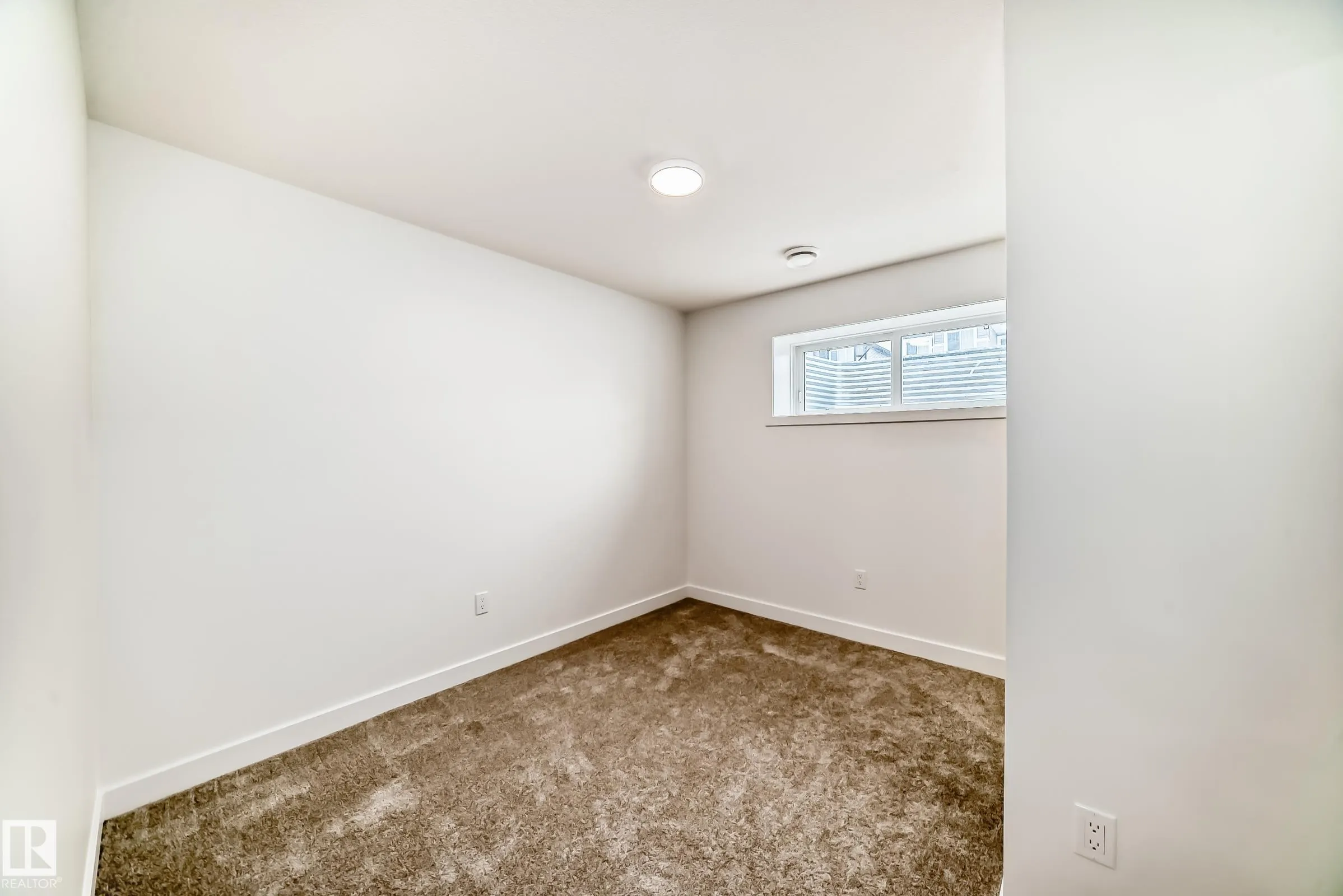 4611 177ave