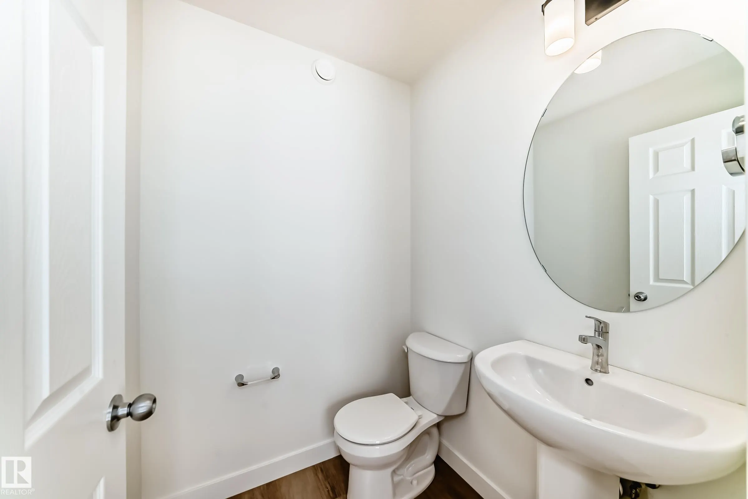 4611 177ave