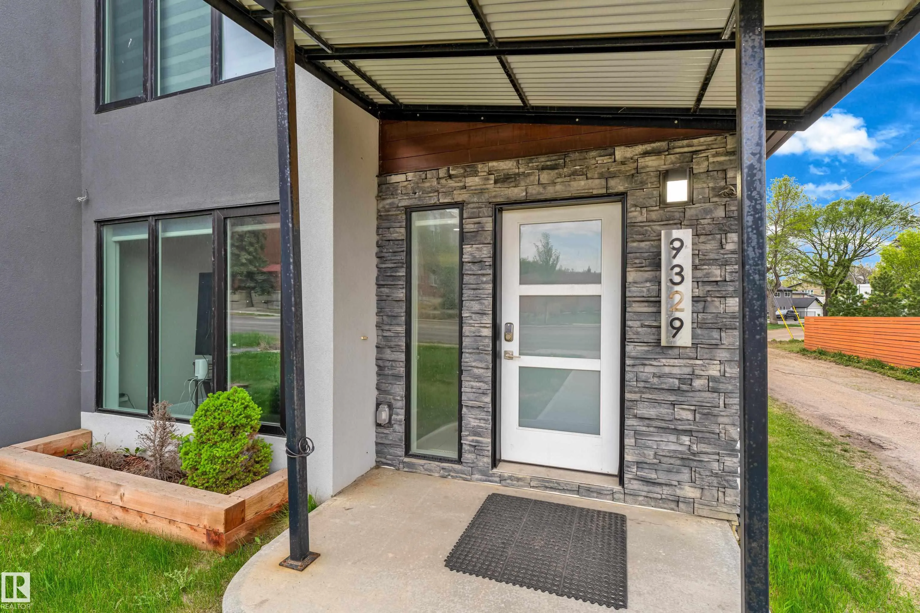 9329 CONNORS Road