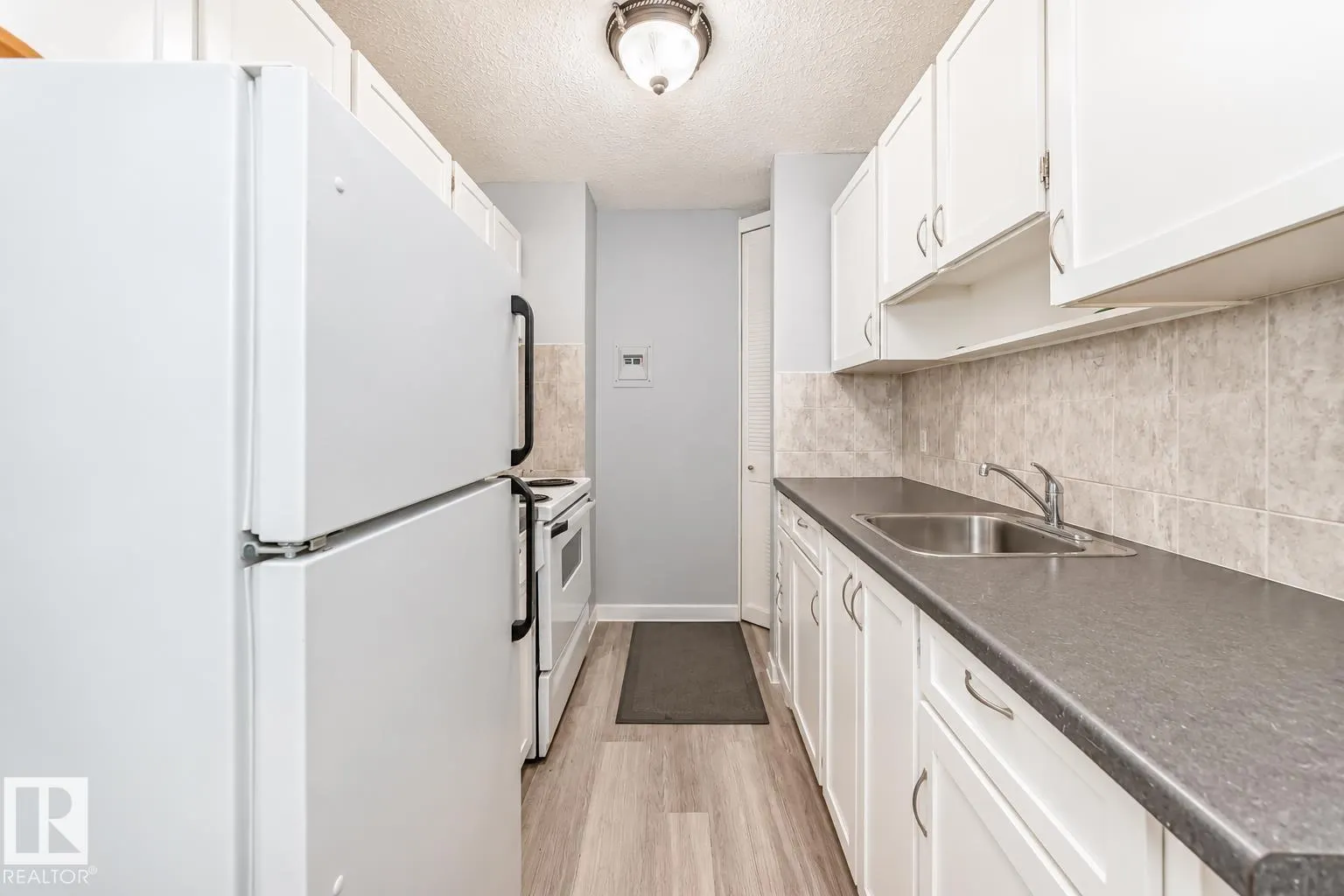 10883 SASKATCHEWAN Drive