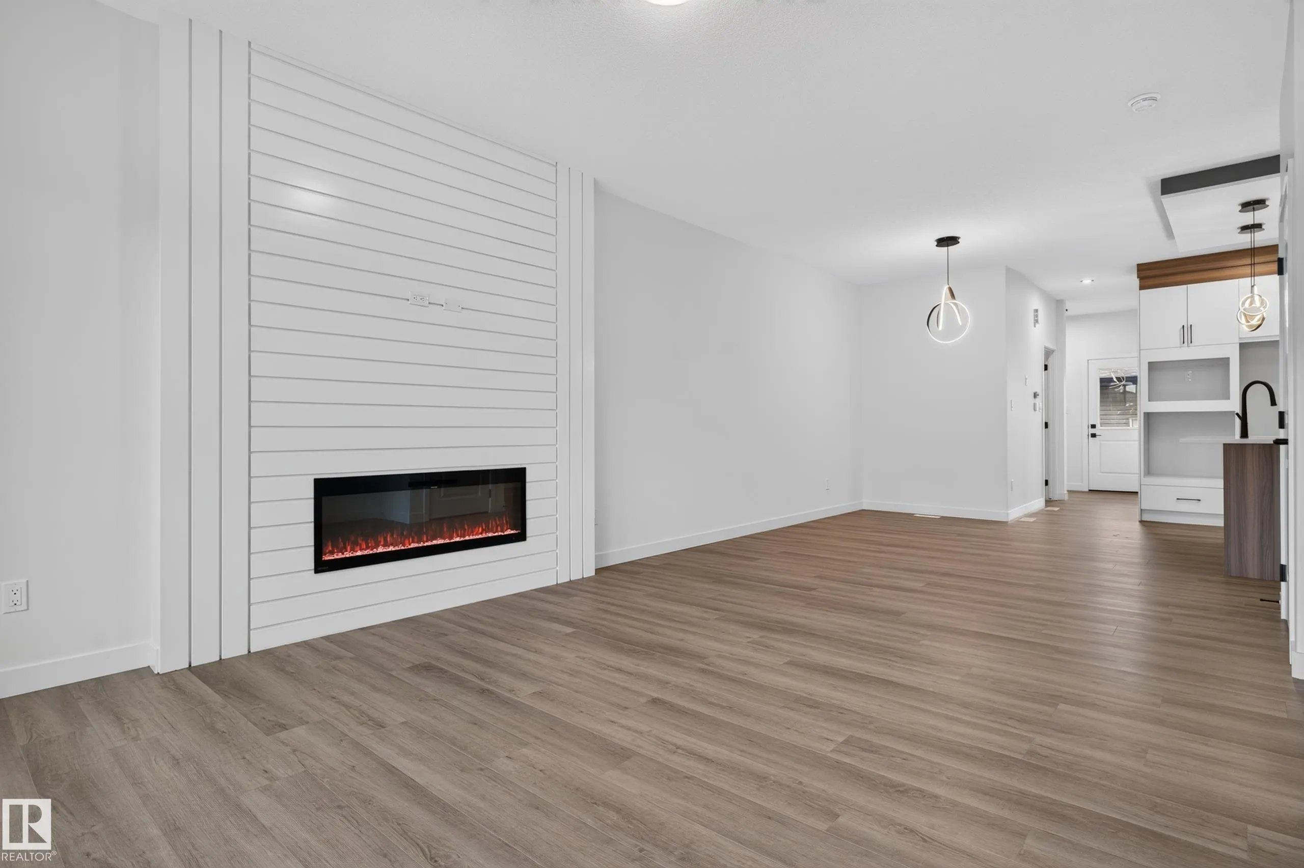 99 Westwind Drive