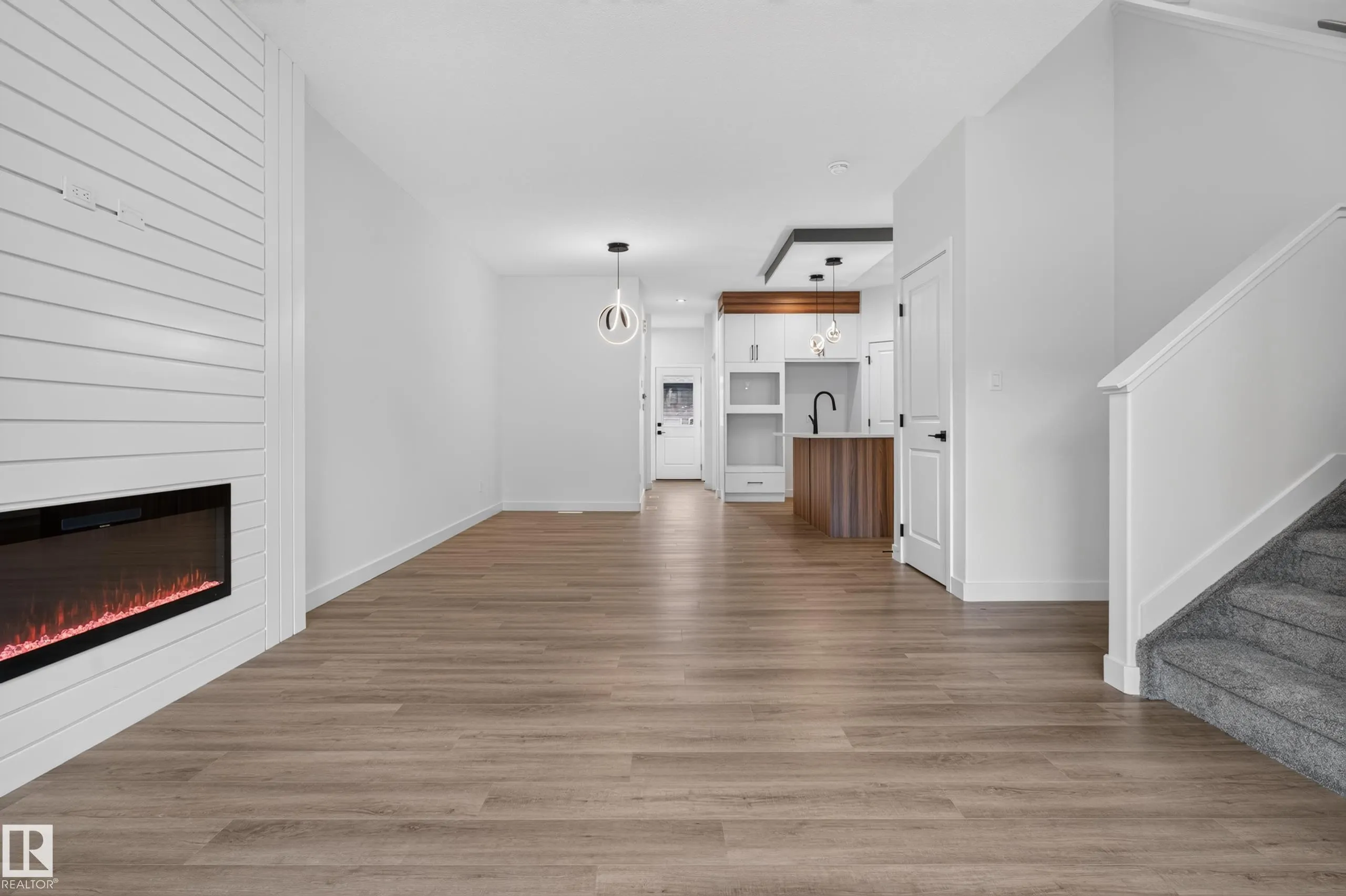 99 Westwind Drive