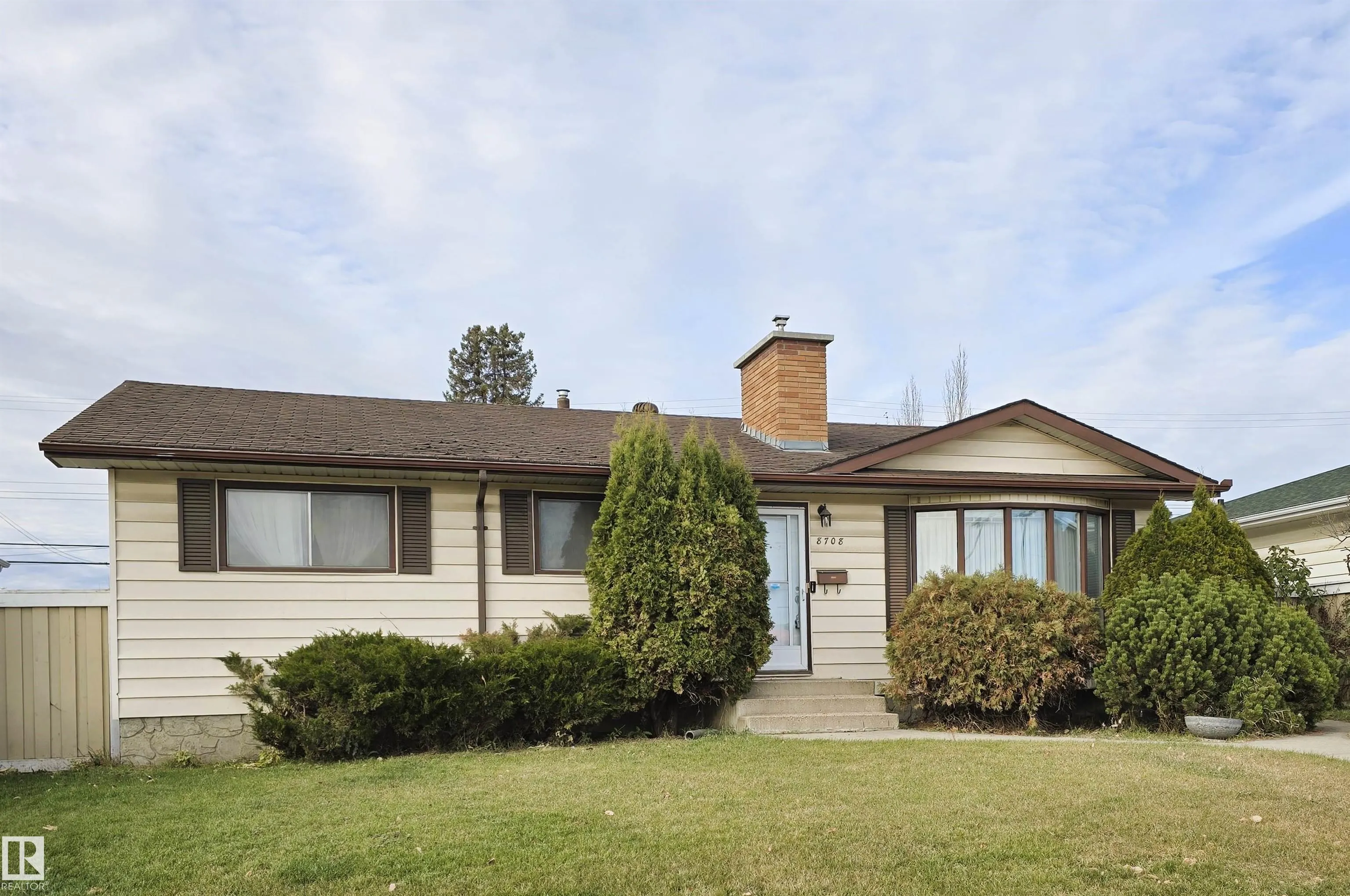 8708 MEADOWLARK Road