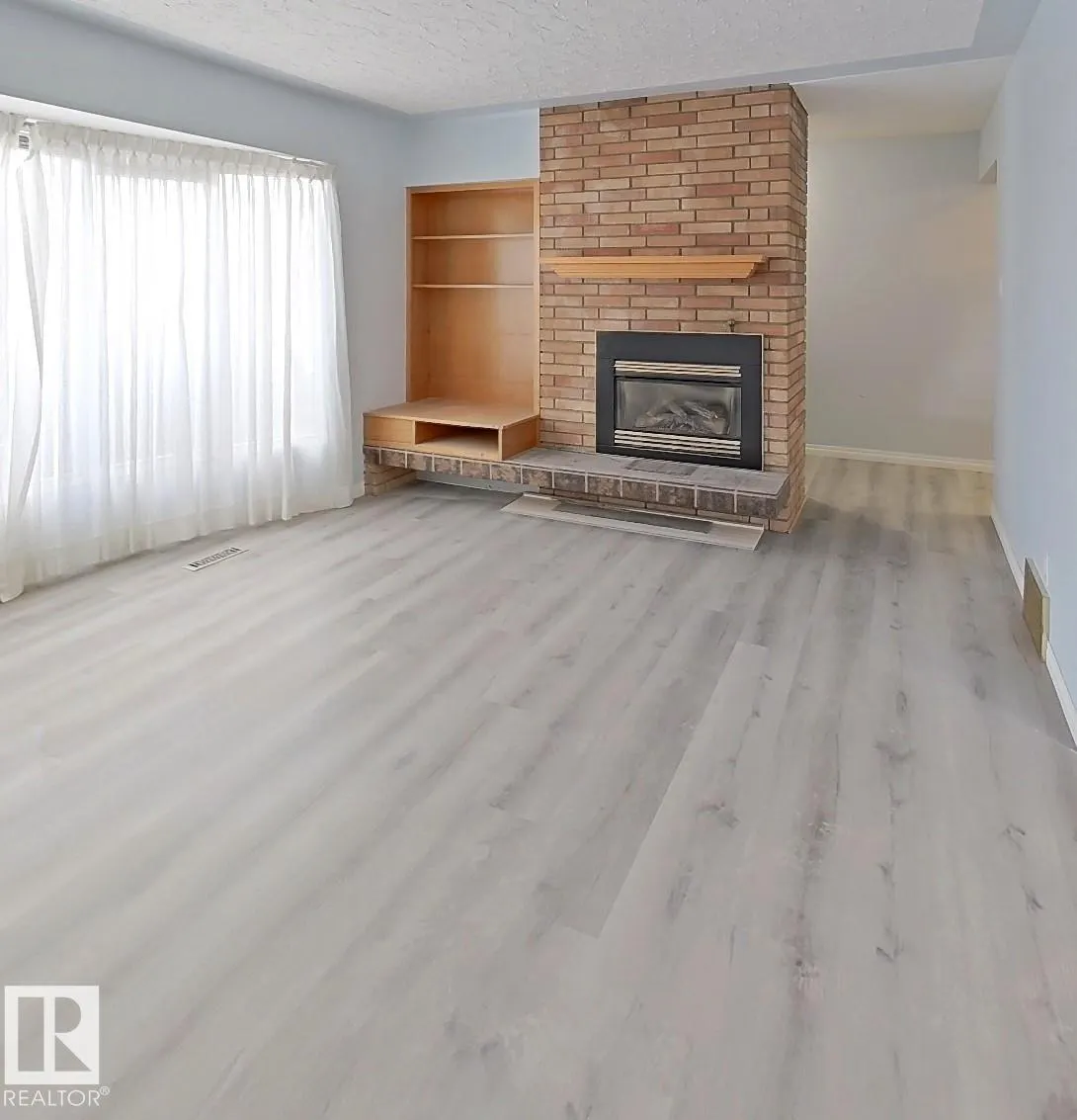 8708 MEADOWLARK Road