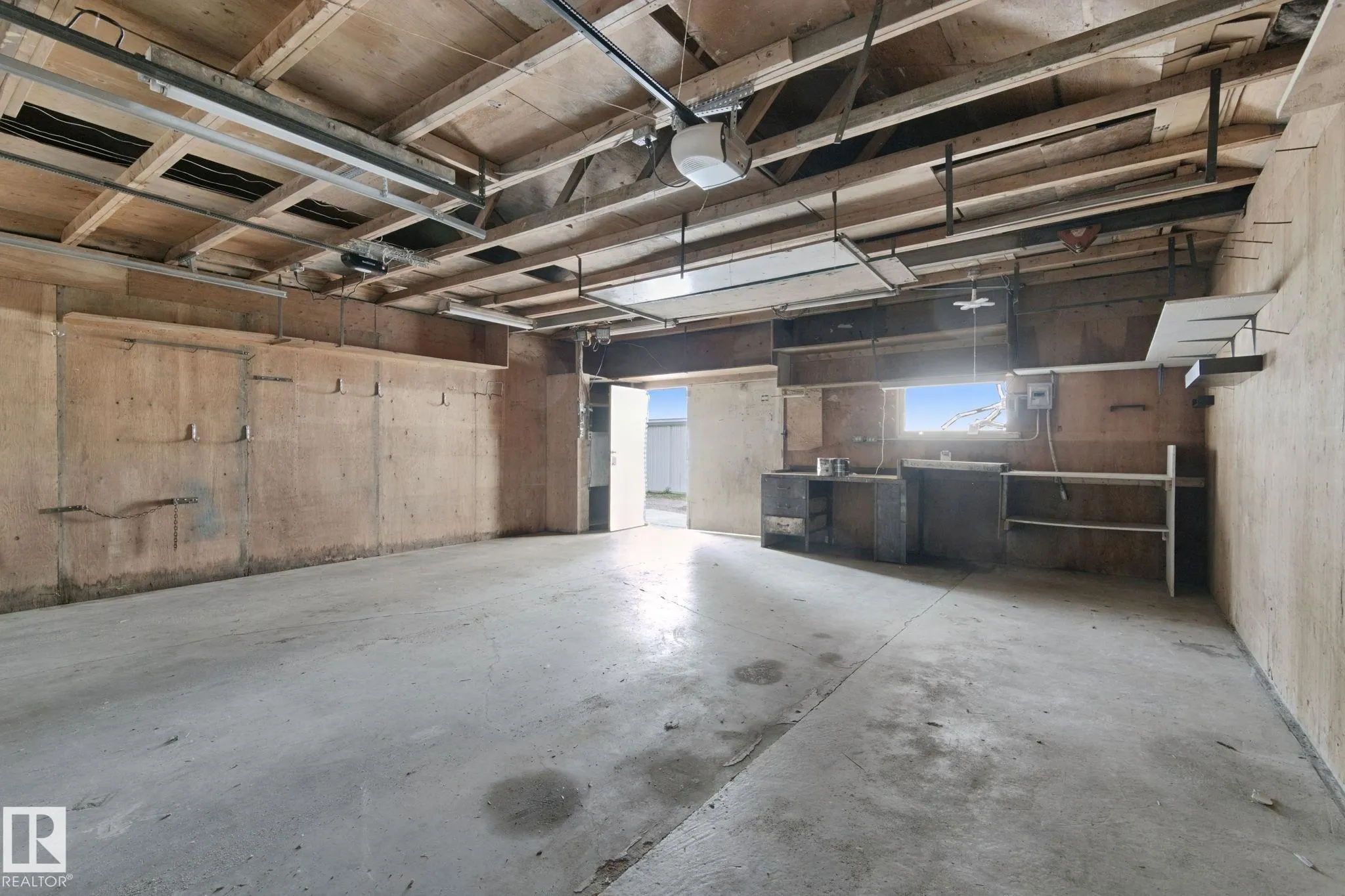 8424 70 Street