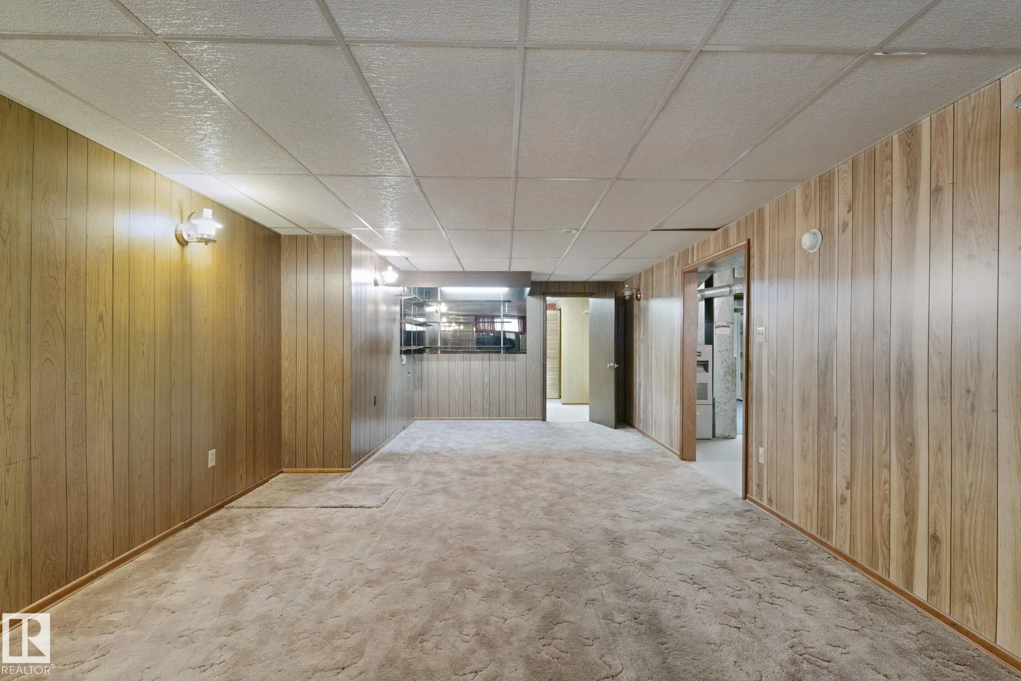 8424 70 Street