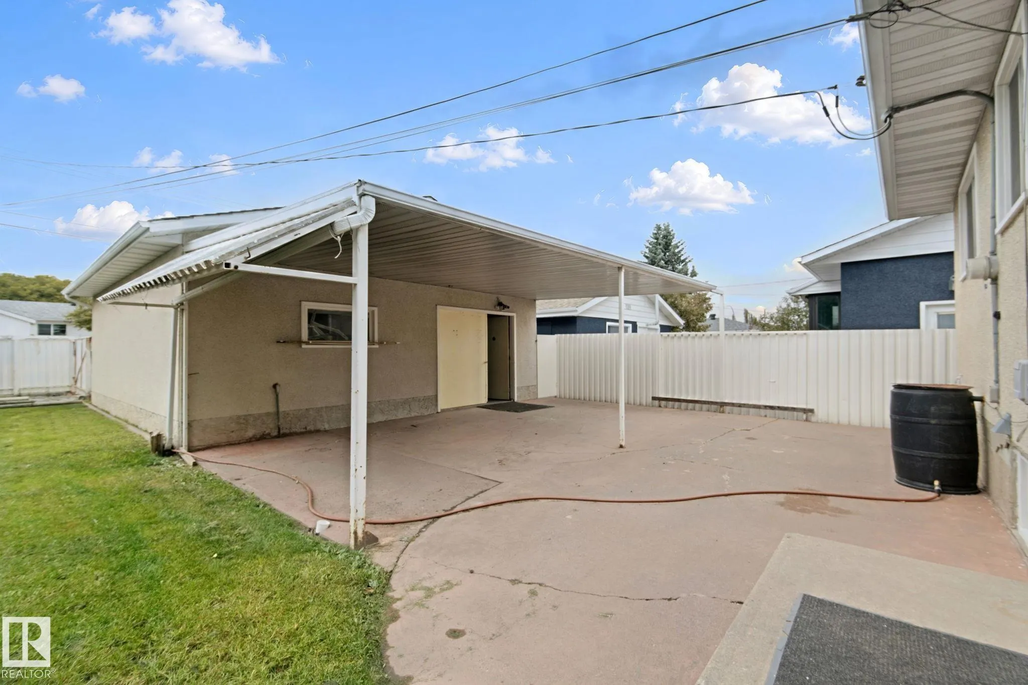 8424 70 Street