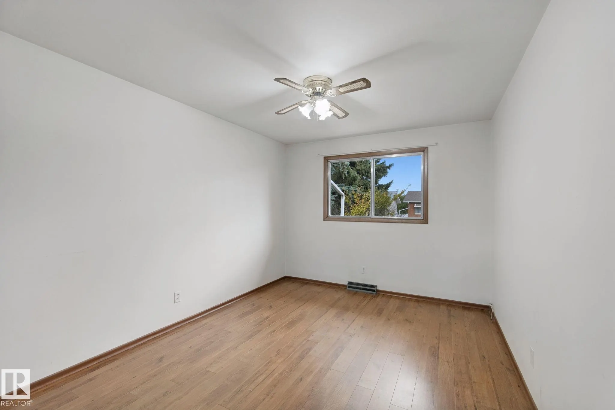 8424 70 Street