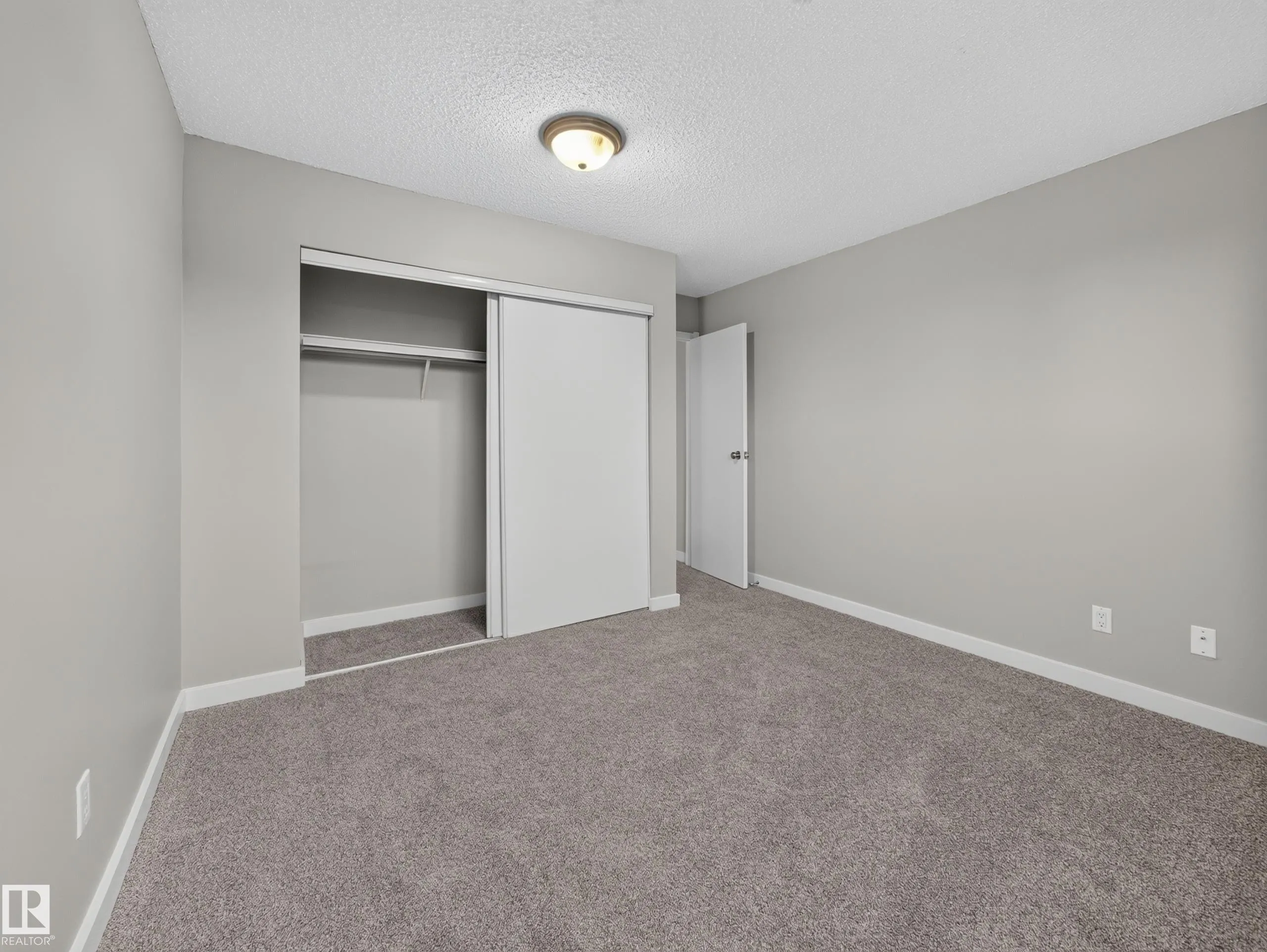 1514A 69 Street